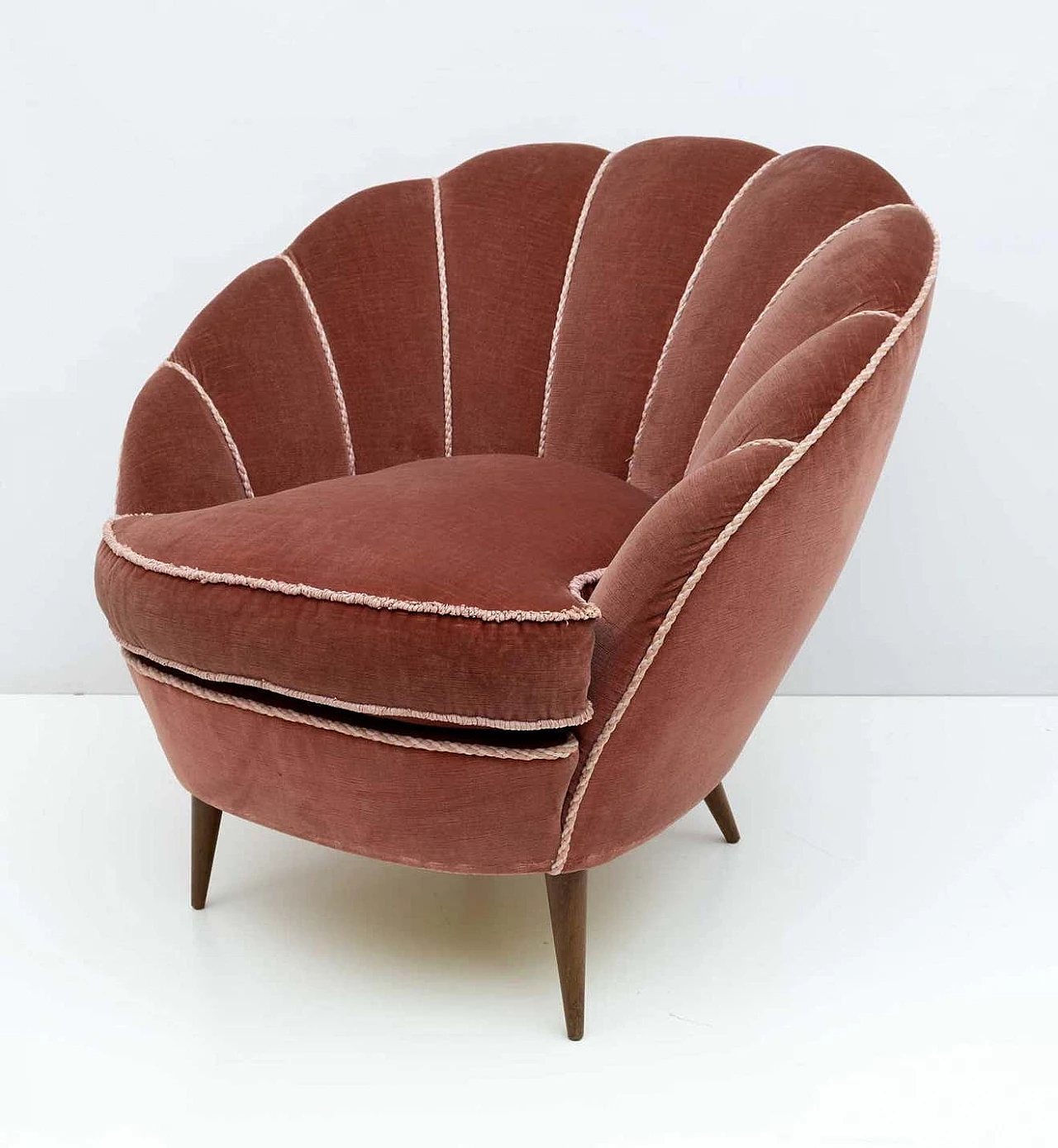 Pair of Margherita armchairs by Gio Ponti for ISA Bergamo, 1950s 2