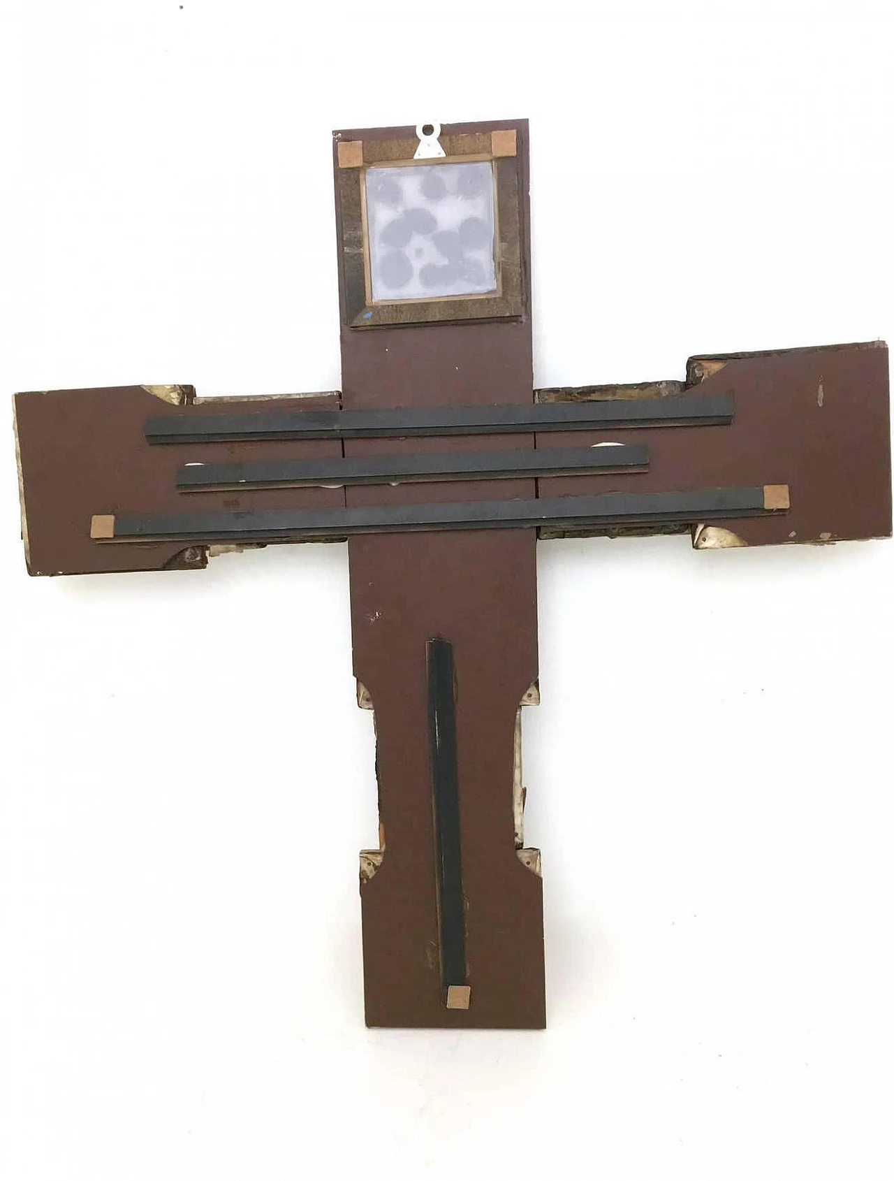 Santa Croce in metallo, vetro, legno e tela bruciata, anni '2000 13