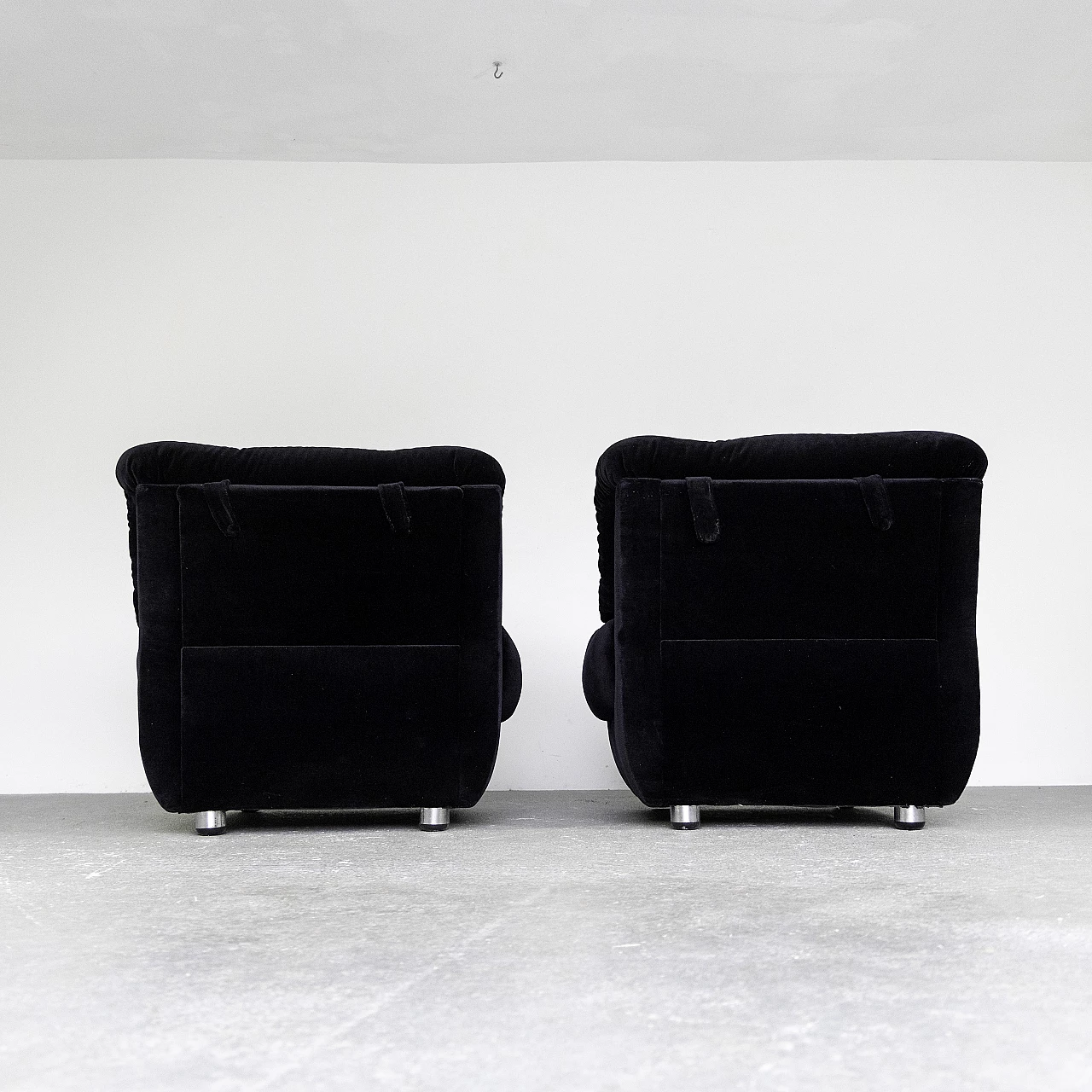 Pair of black velvet armchairs, 1970s 6