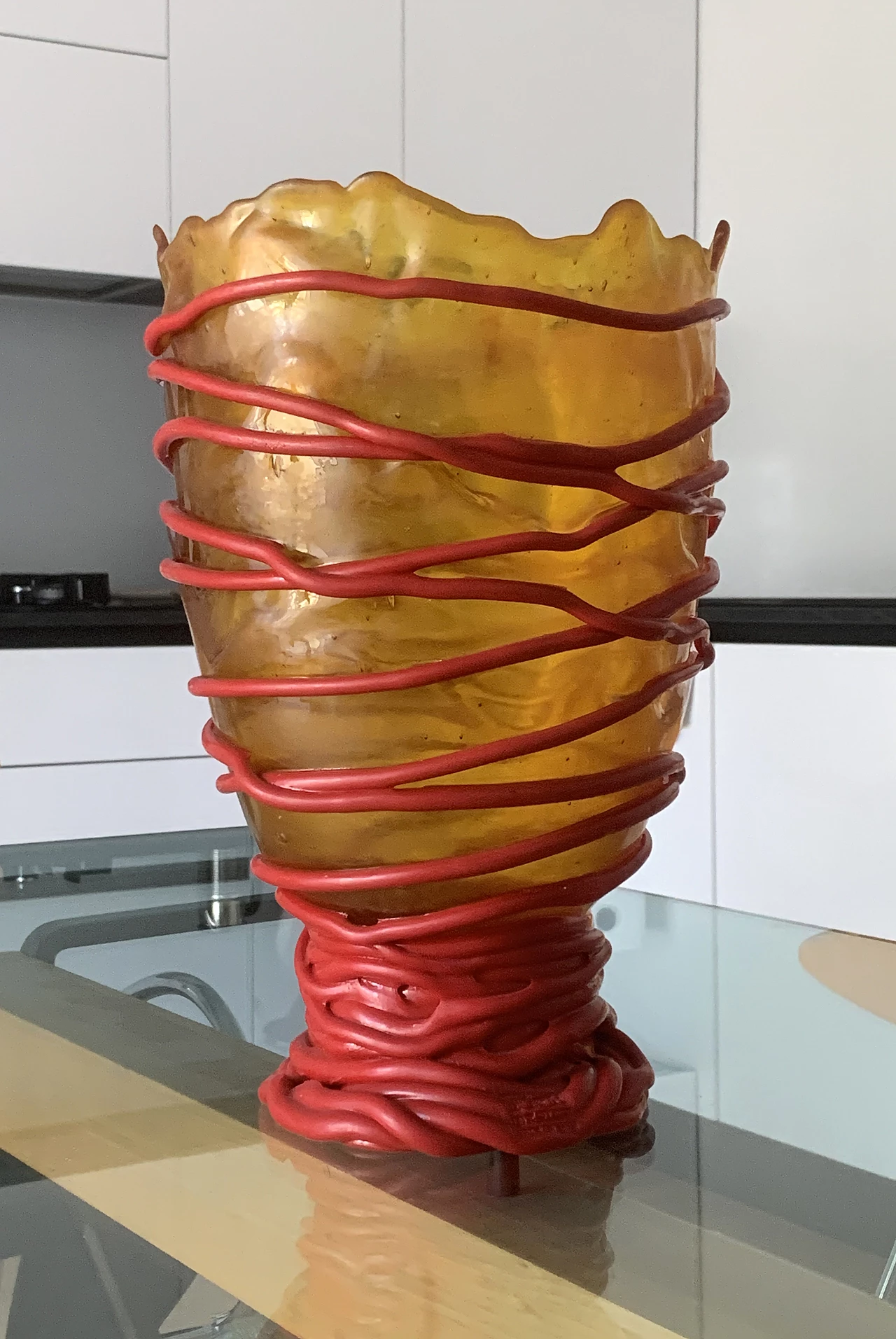 Resin Spaghetti vase by Gaetano Pesce 1