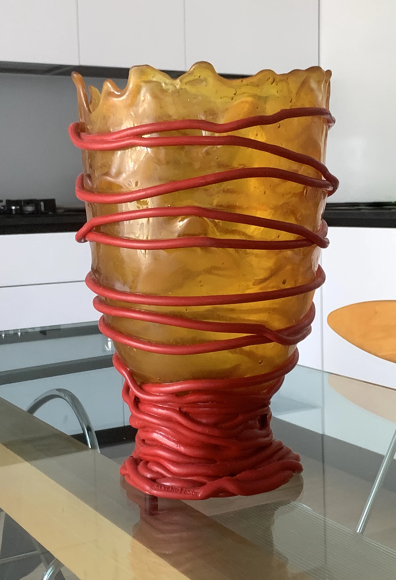Resin Spaghetti vase by Gaetano Pesce 3