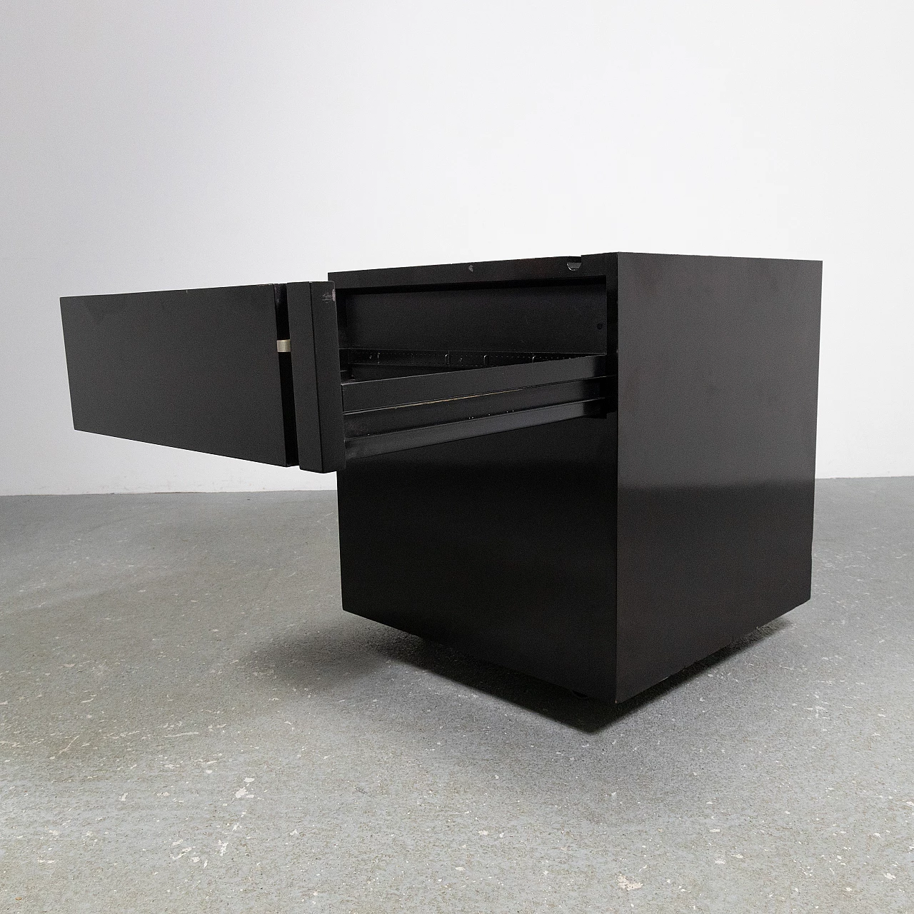 Carrello bar in palissandro e metallo di Franco Bettonica per Cini & Nils, anni '70 10