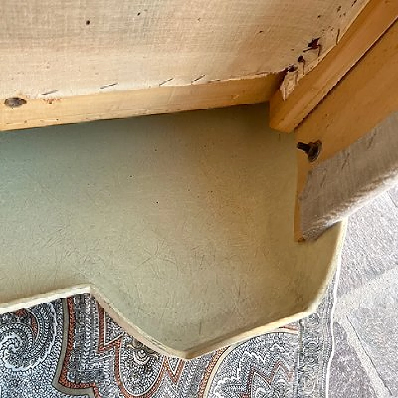 Poltrona in fibra di vetro e velluto grigio, anni '70 14