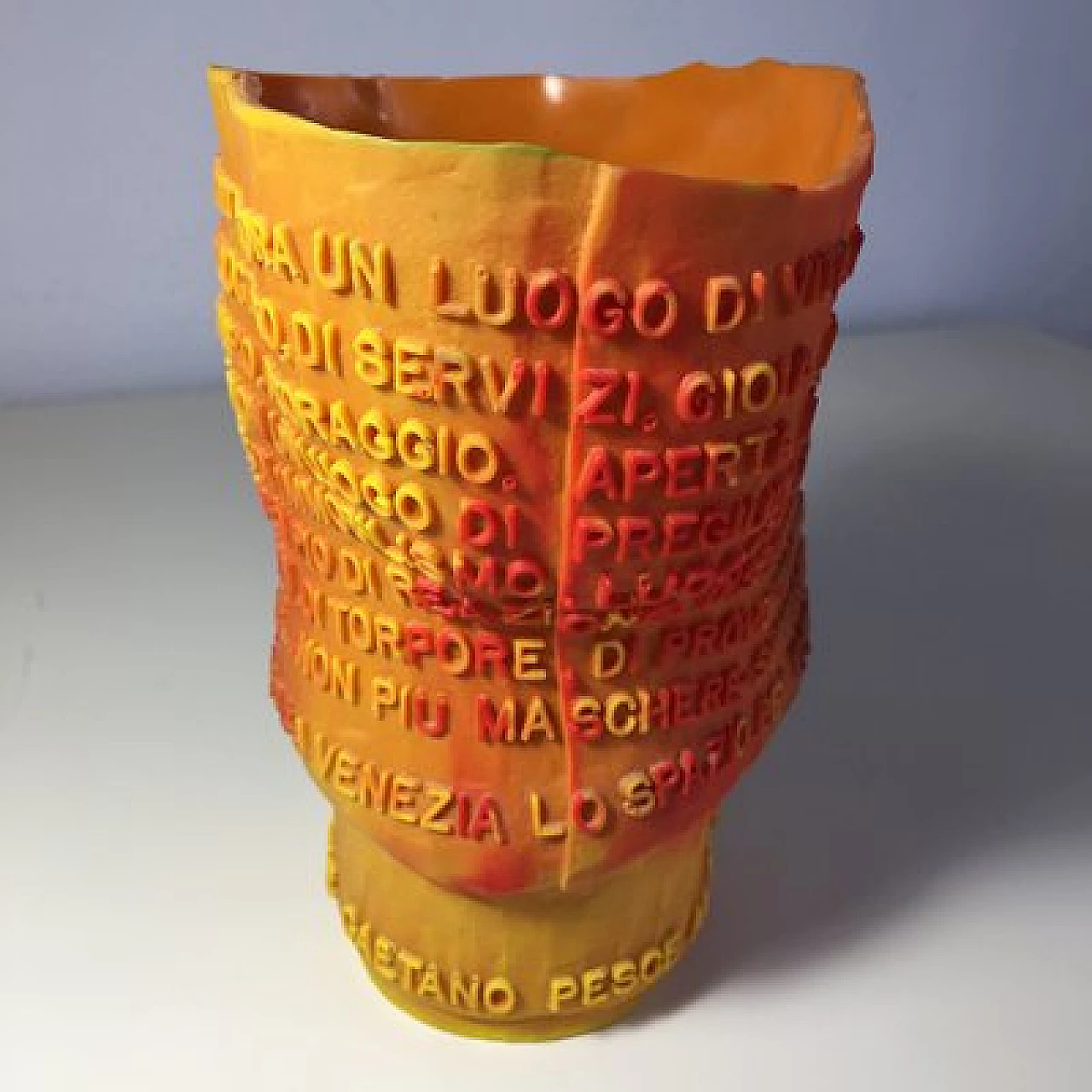 Resin Goto vase by Gaetano Pesce for Caffè Florian, 1990s 4