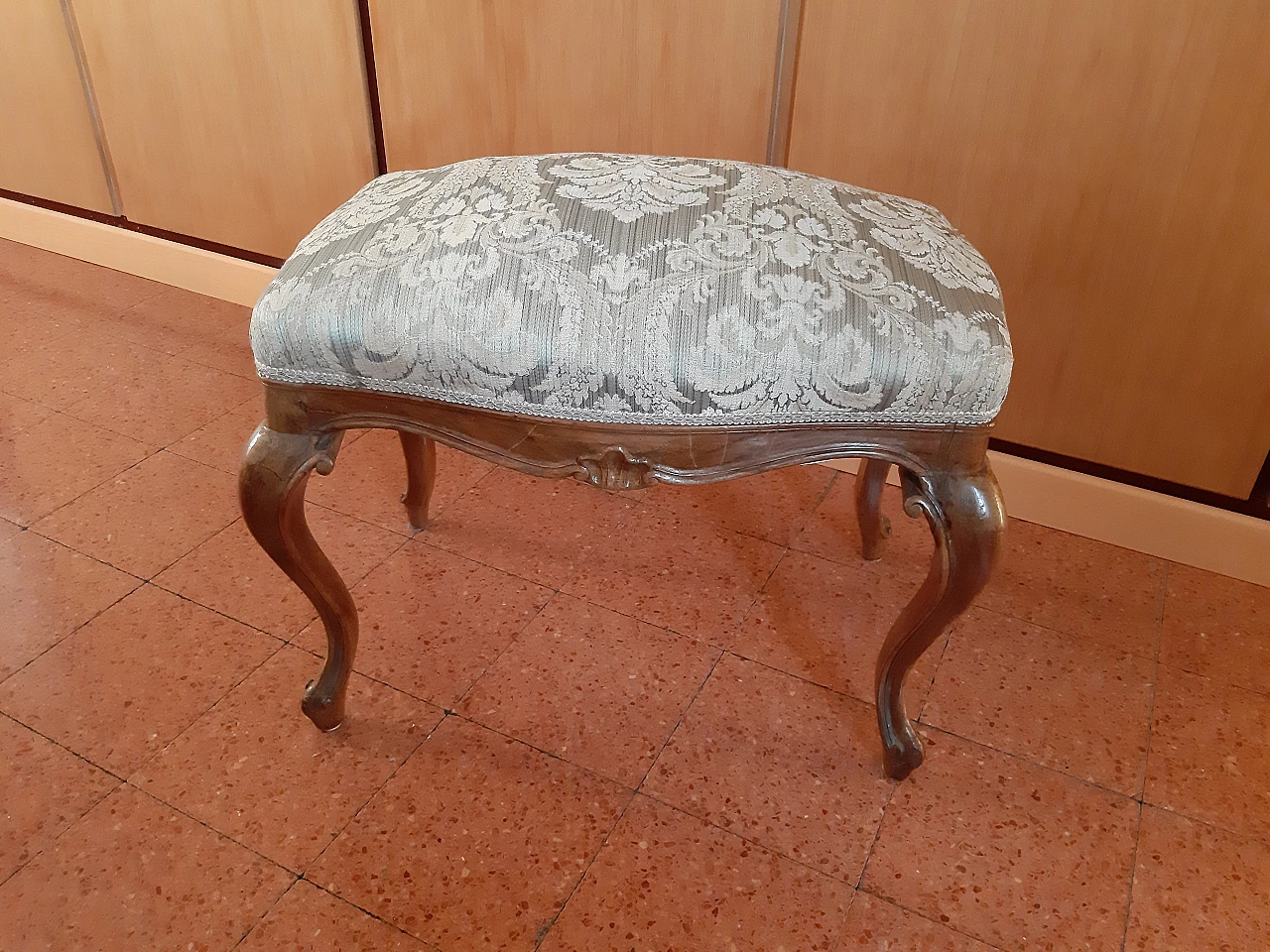 Chippendale-style ottoman in carved wood, 1920s 3