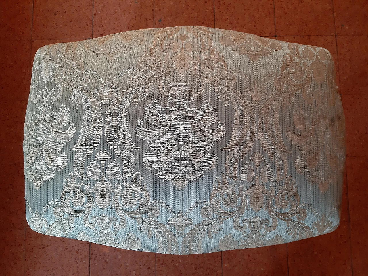 Ottomana in stile Chippendale in legno scolpito, anni '20 4