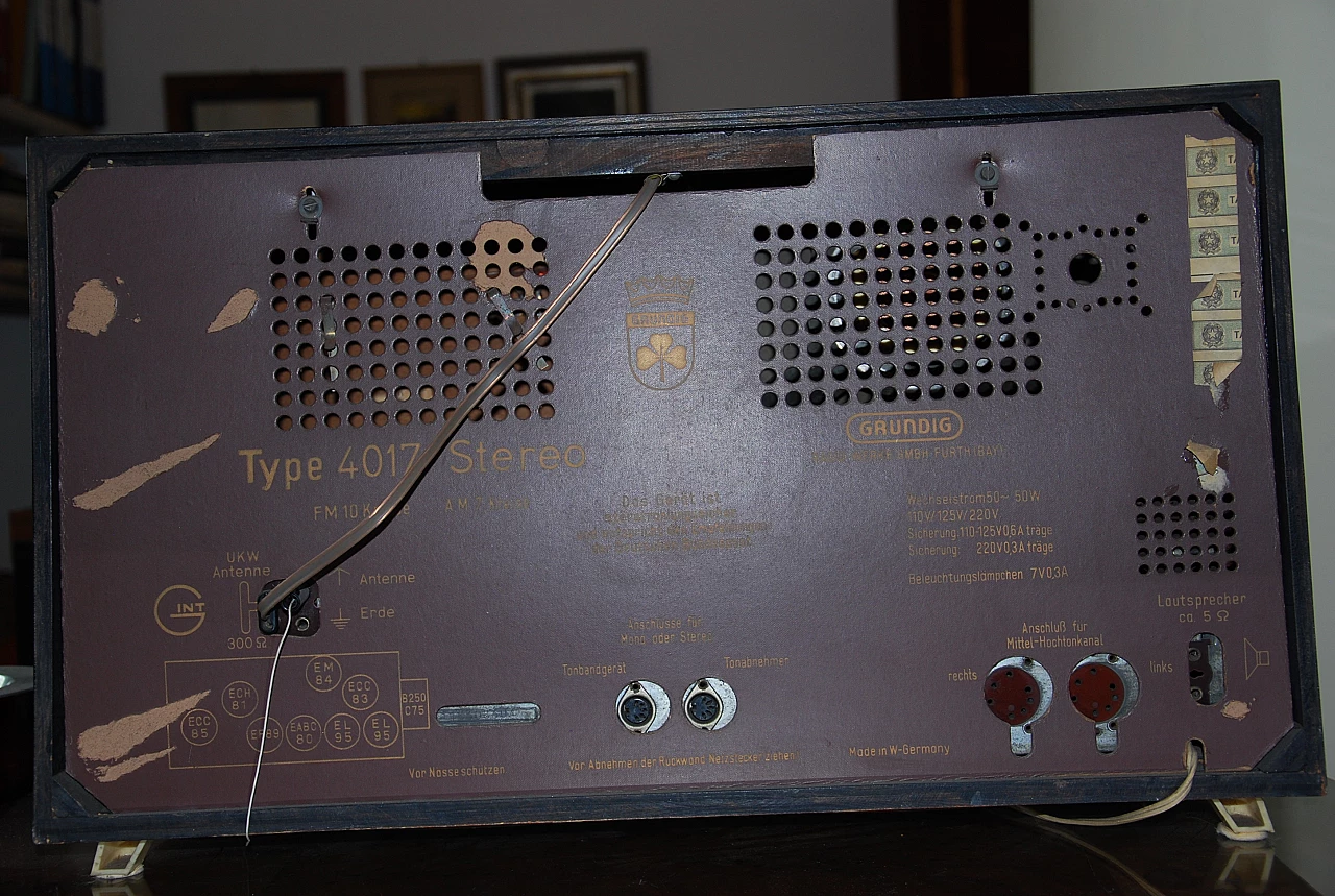 Wood 4017 Stereo radio by Grundig, 1960s 5