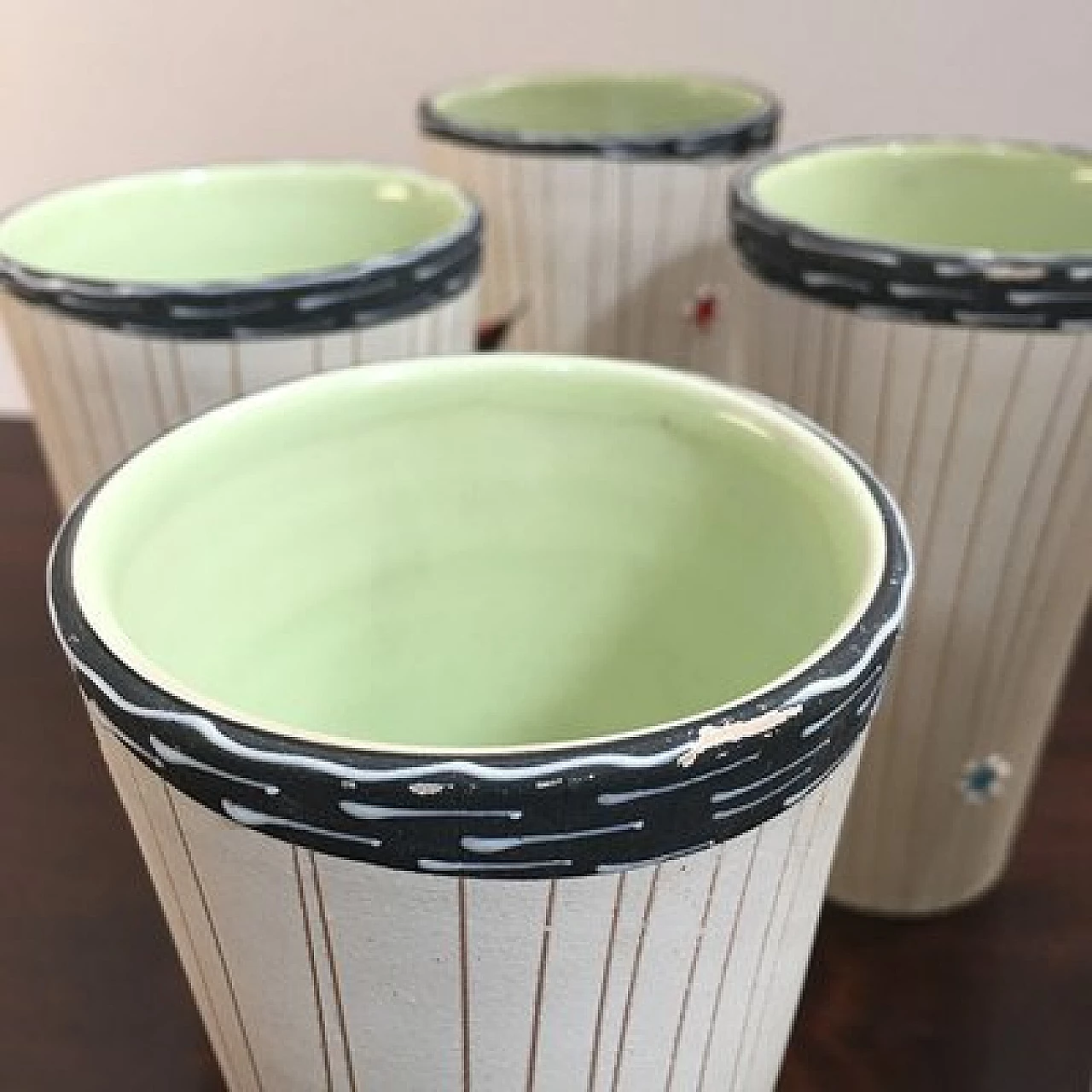 6 Bicchieri in ceramica dipinta di Cama Deruta, anni '50 11