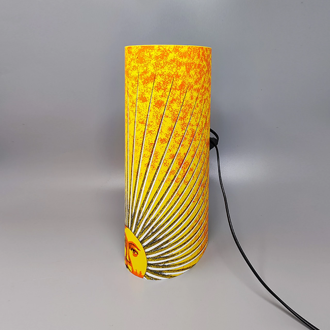 Lampada da tavolo Sole di Piero Fornasetti per Antonangeli, anni '90 3