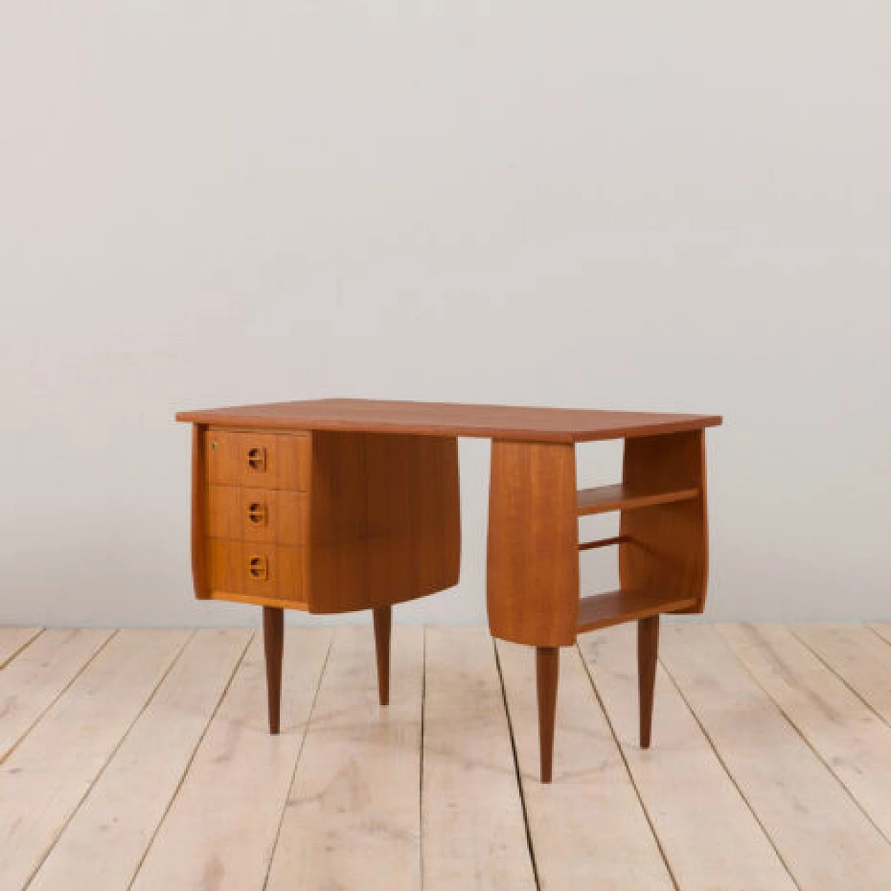 Norwegian teak desk with drawers and shelves, 1960s 4