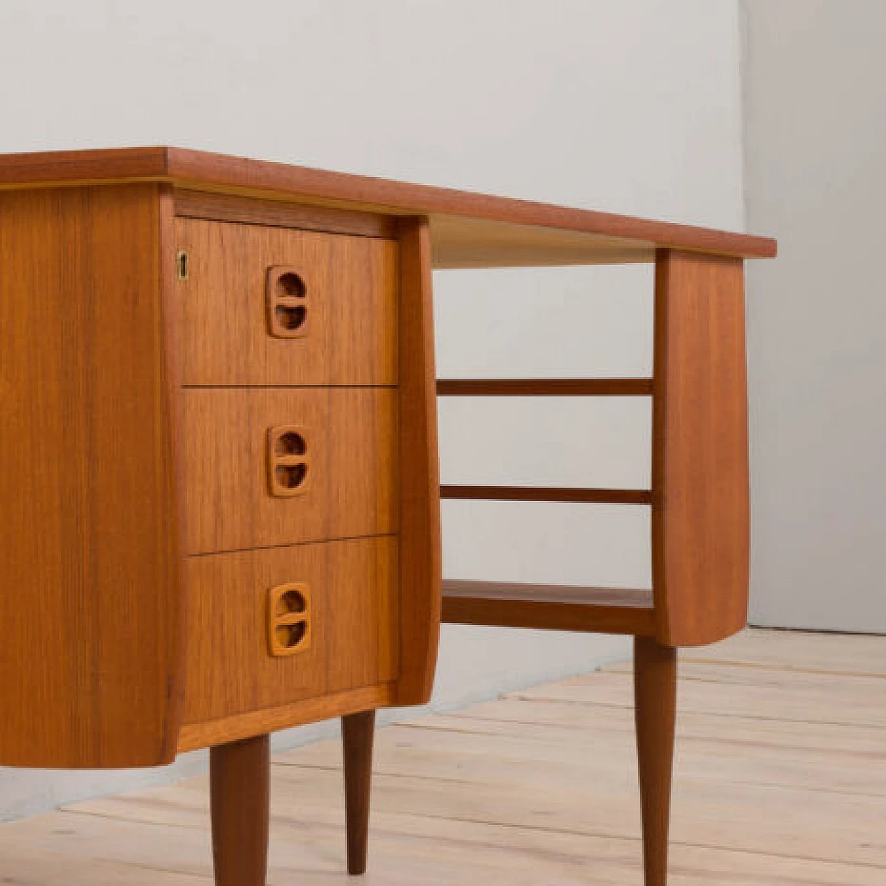 Norwegian teak desk with drawers and shelves, 1960s 16