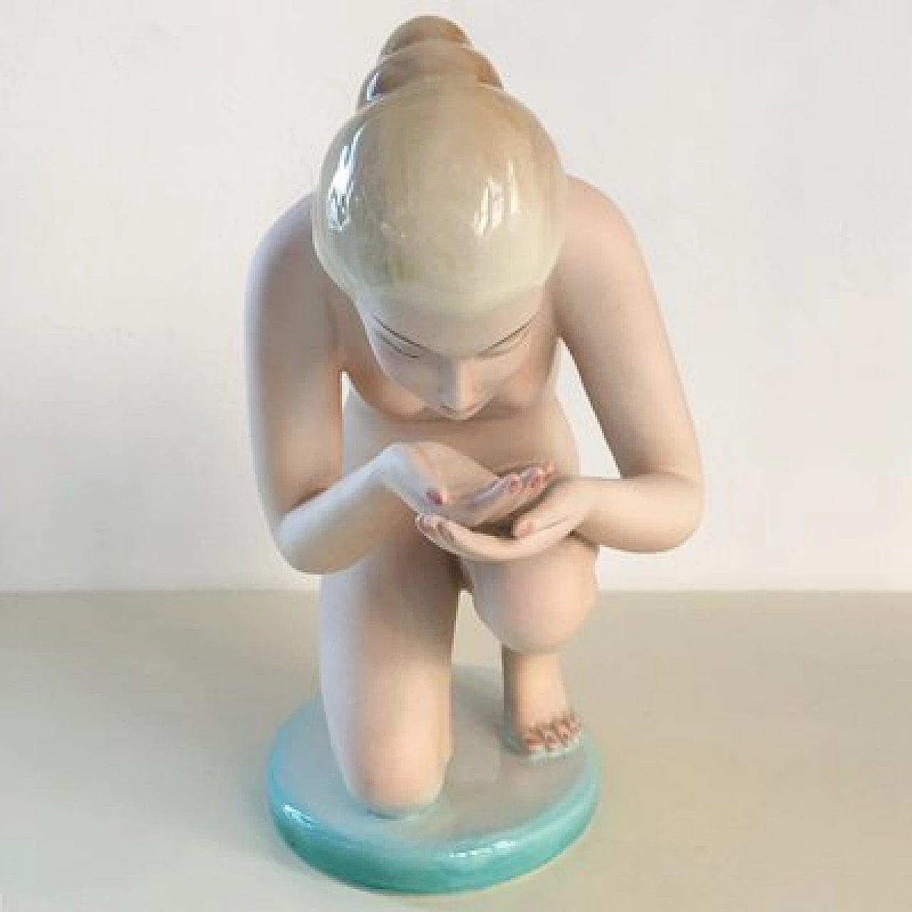 Porcelain sculpture of a woman by Ronzan, 1950s 2