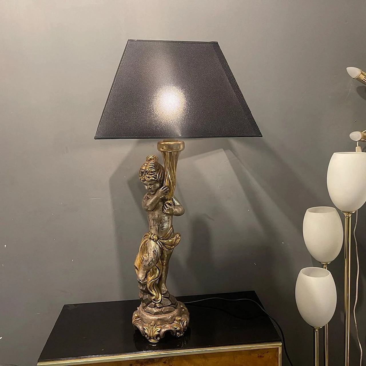 Lampada da tavolo con statua di Venere in legno, anni '60 8