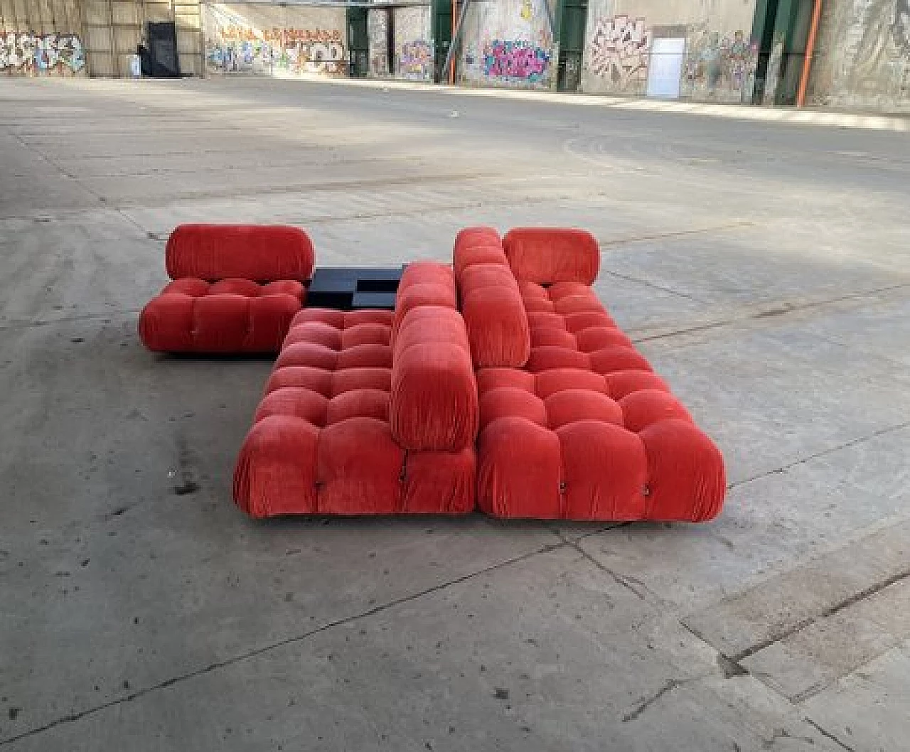 Camaleonda modular sofa and 3 coffee tables by Mario Bellini for B&B, 1972 56