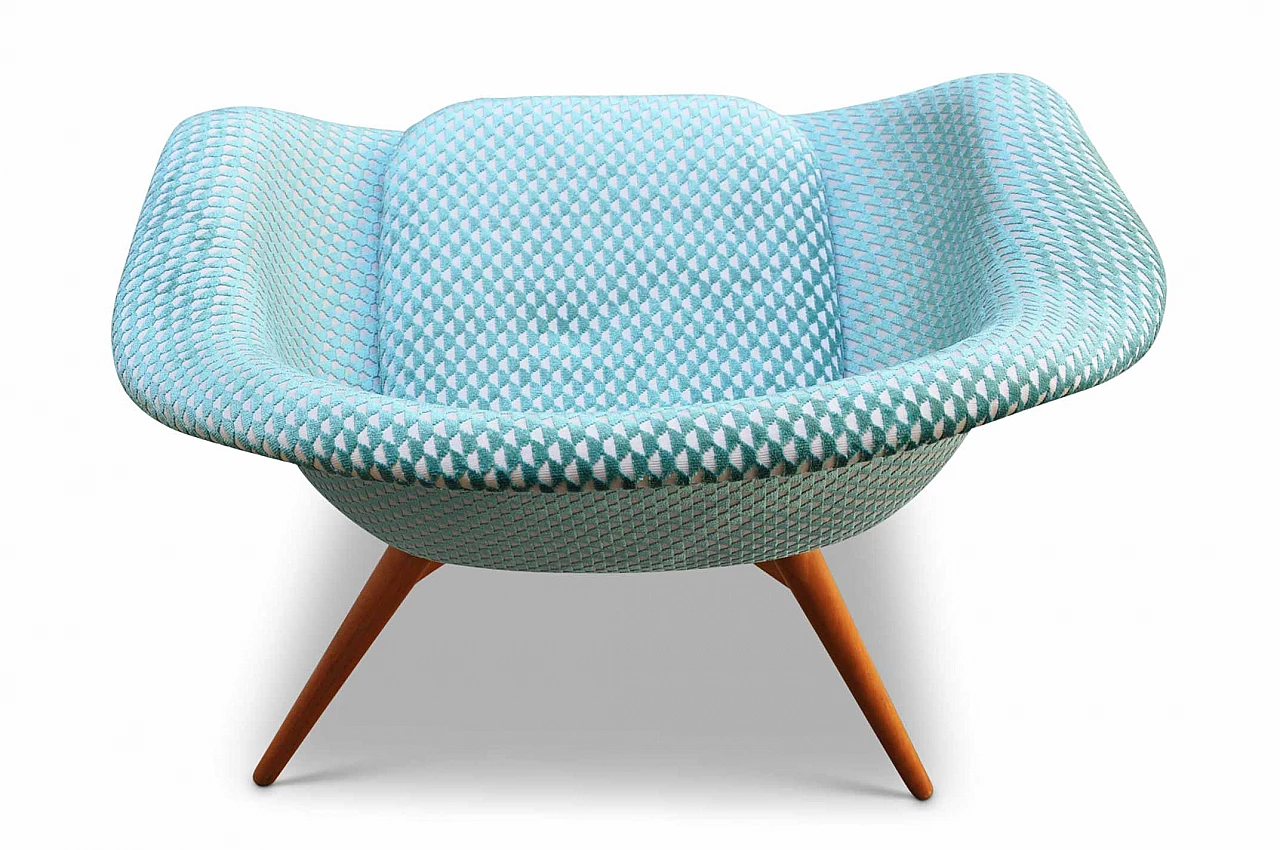 Scandinavian armchair with fibreglass shell frame and wooden legs, 1950s 4