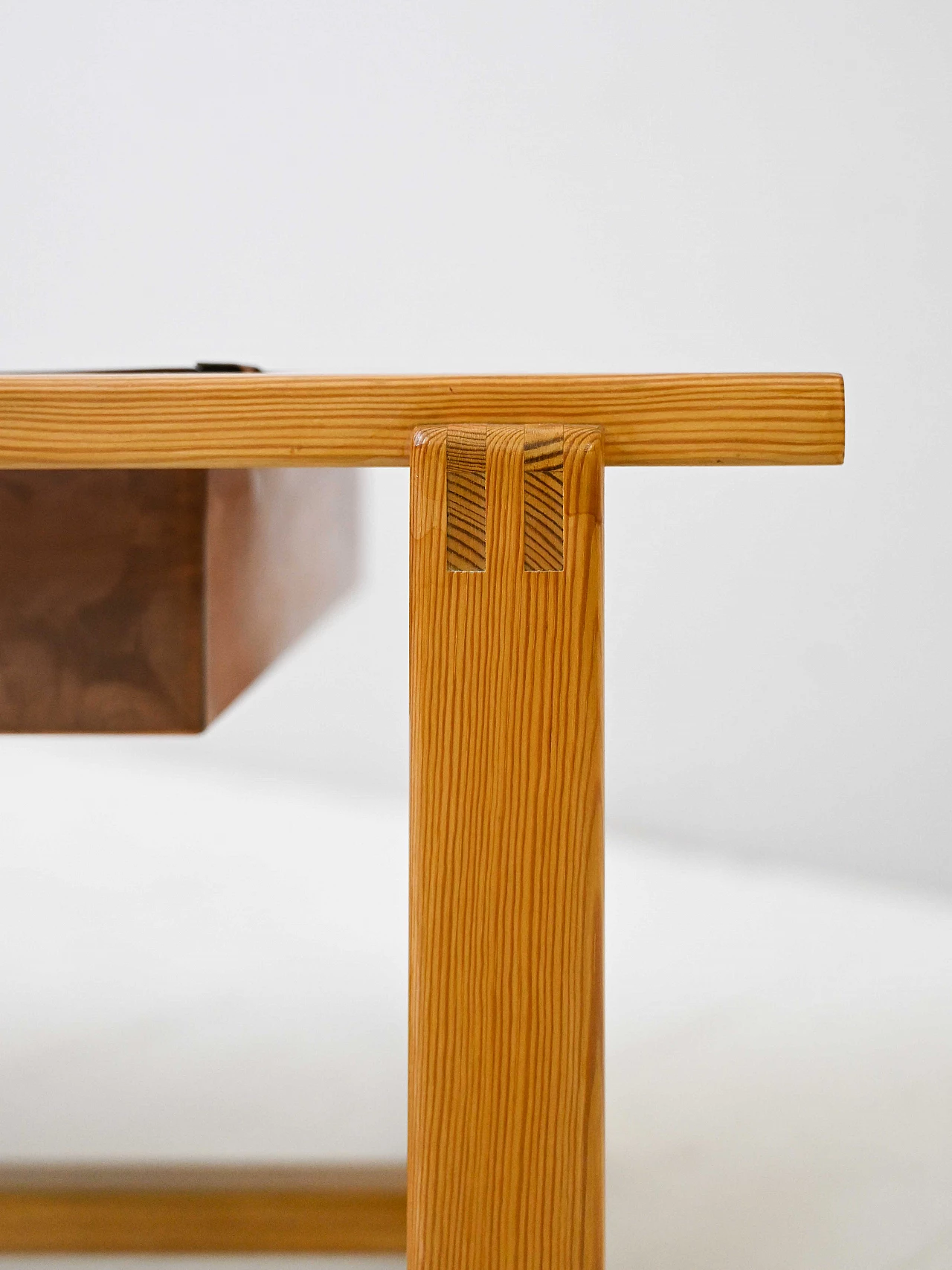 Scandinavian pine bench with metal planter, 1960s 8