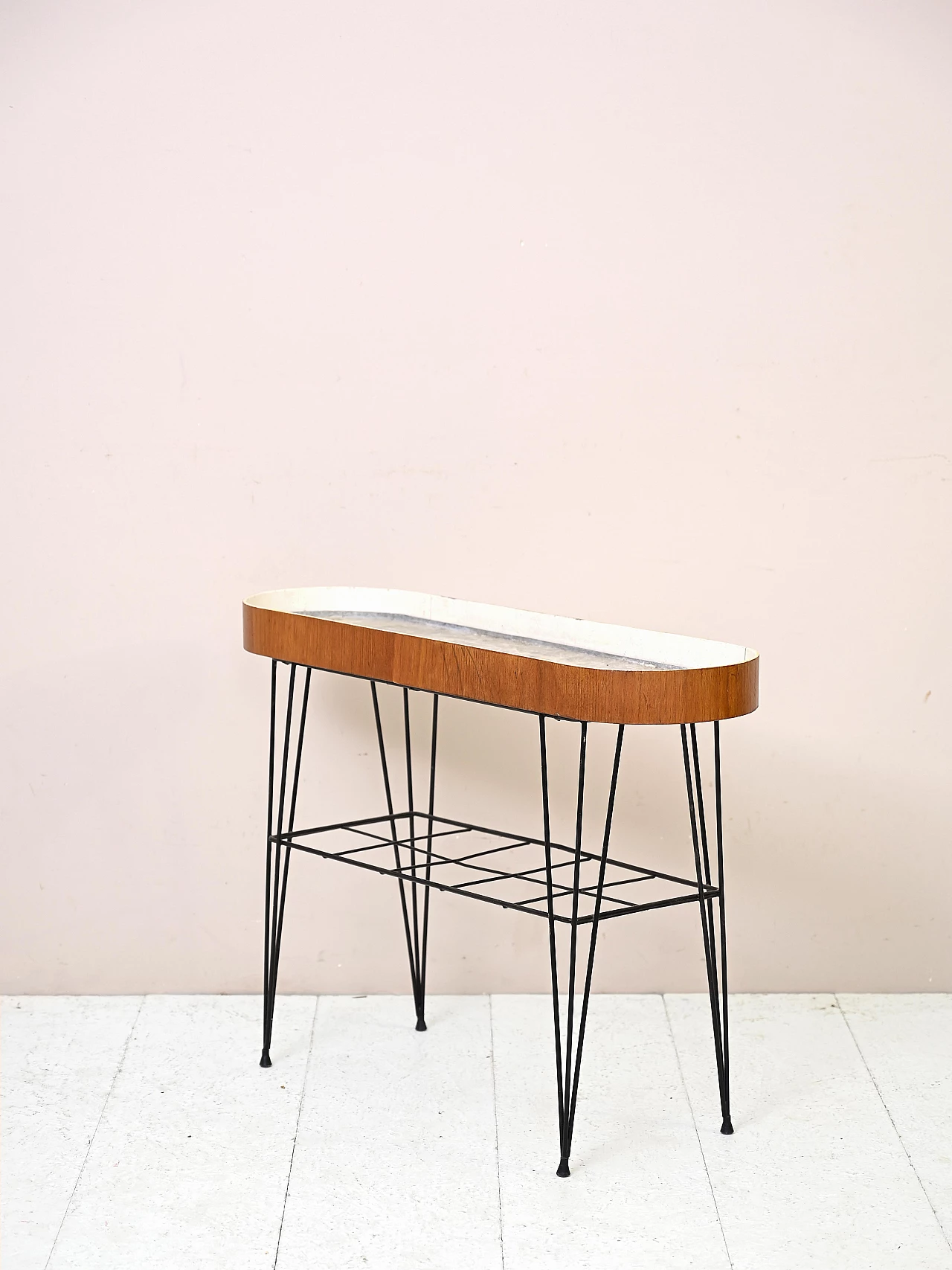 Fioriera scandinava in metallo e teak, anni '60 4