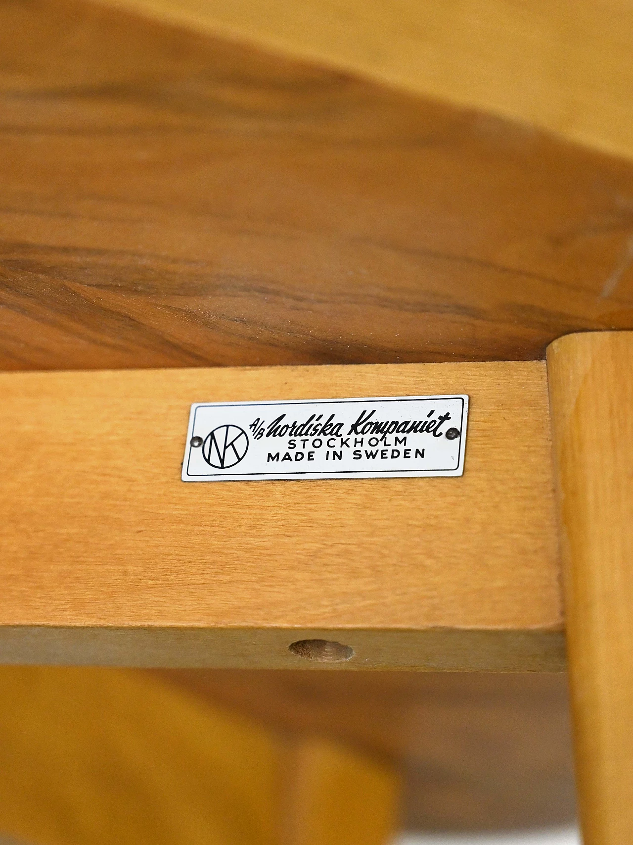 Pair of Scandinavian oval coffee tables with tapered legs, 1960s 6