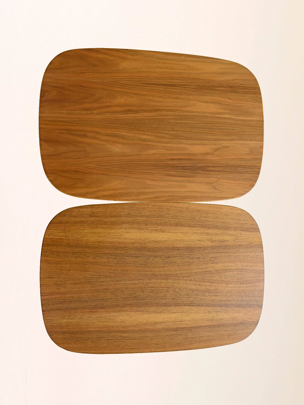 Pair of Scandinavian oval coffee tables with tapered legs, 1960s 9