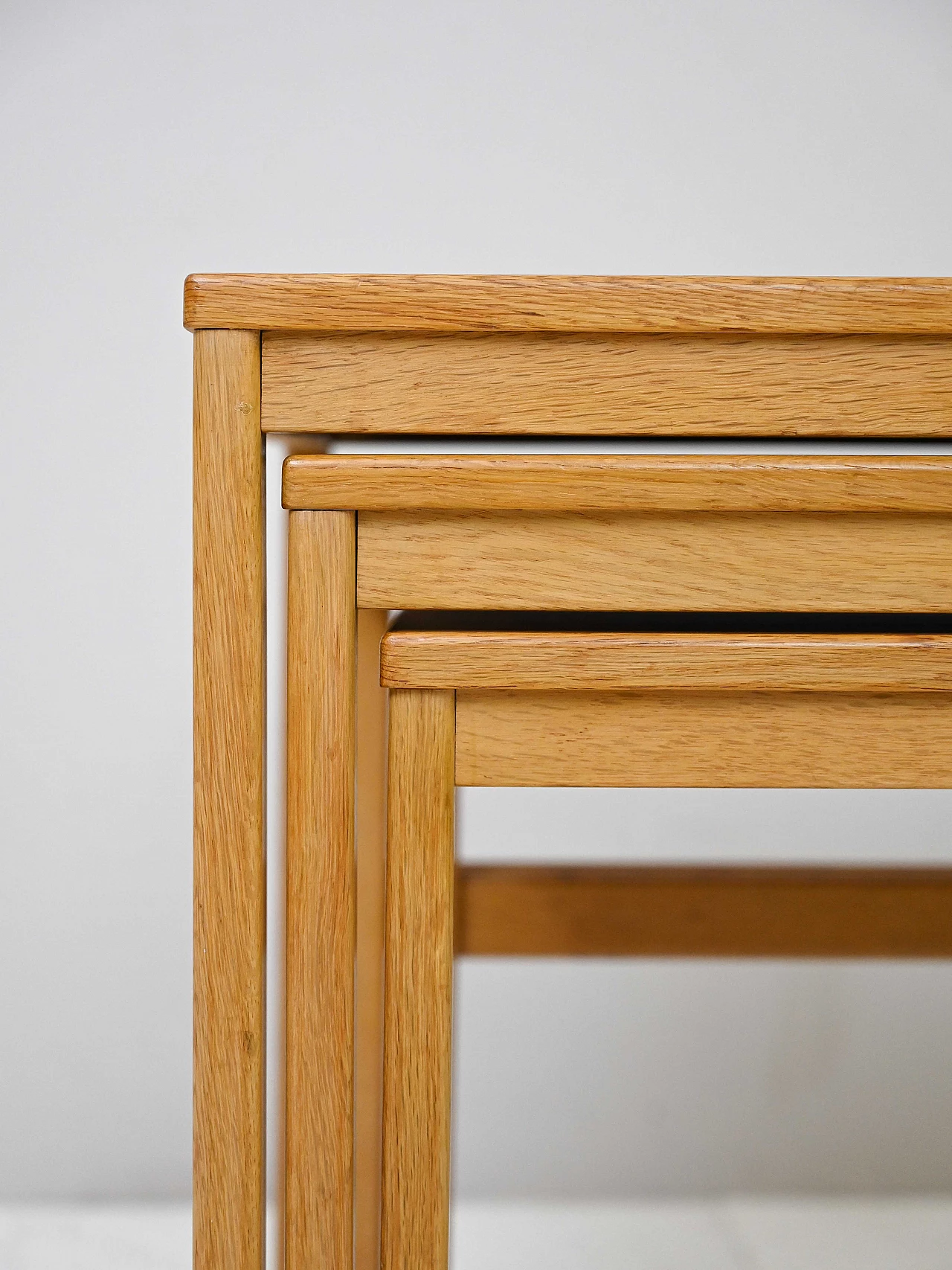 3 Oak nesting tables, 1960s 8
