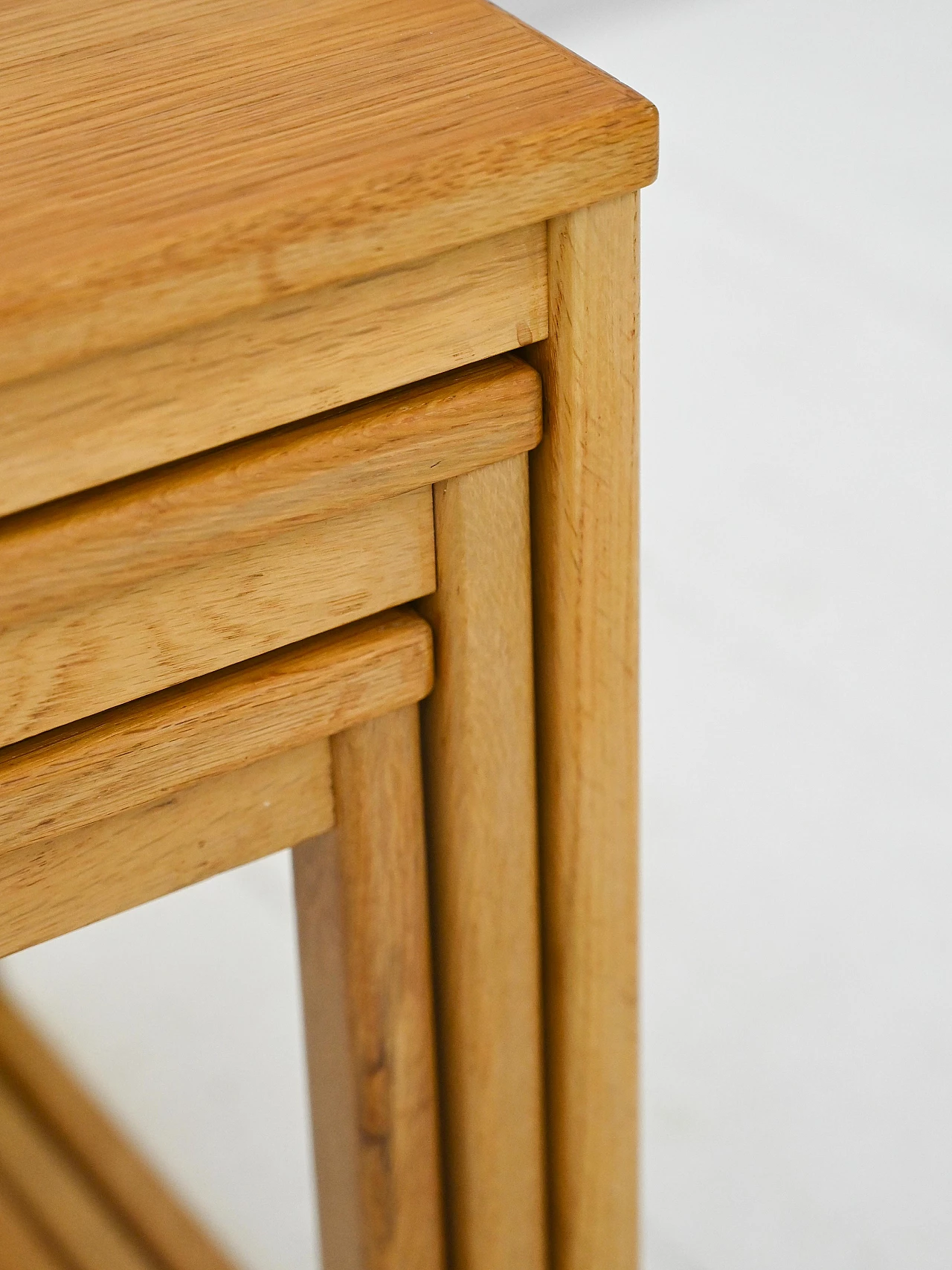 3 Oak nesting tables, 1960s 9