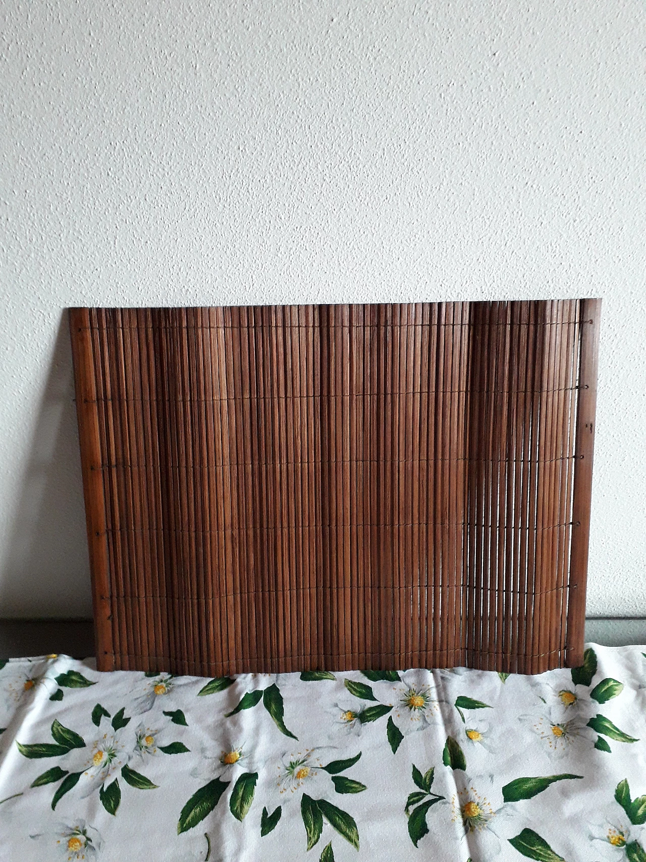 8 Tovagliette pieghevoli in teak, anni '90 1