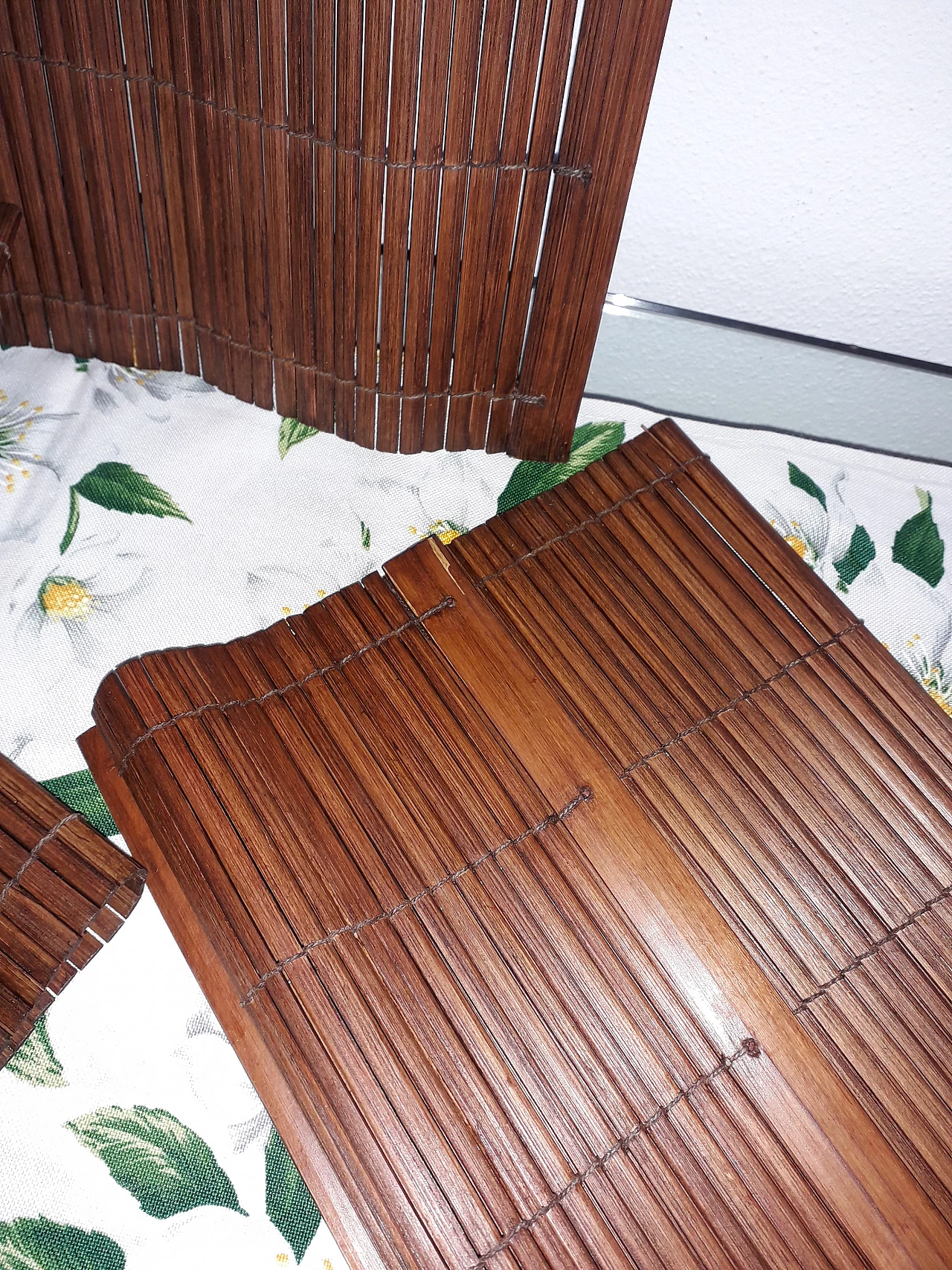 8 Tovagliette pieghevoli in teak, anni '90 4