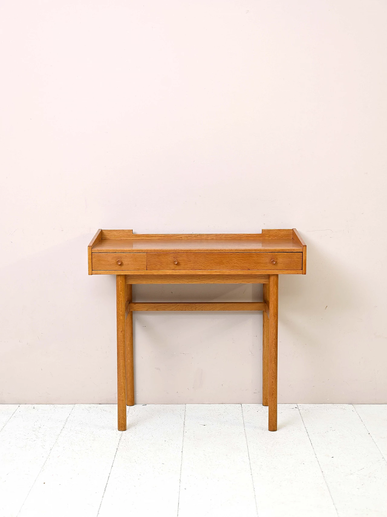 Scrittoio svedese in rovere con cassetti, anni '60 2
