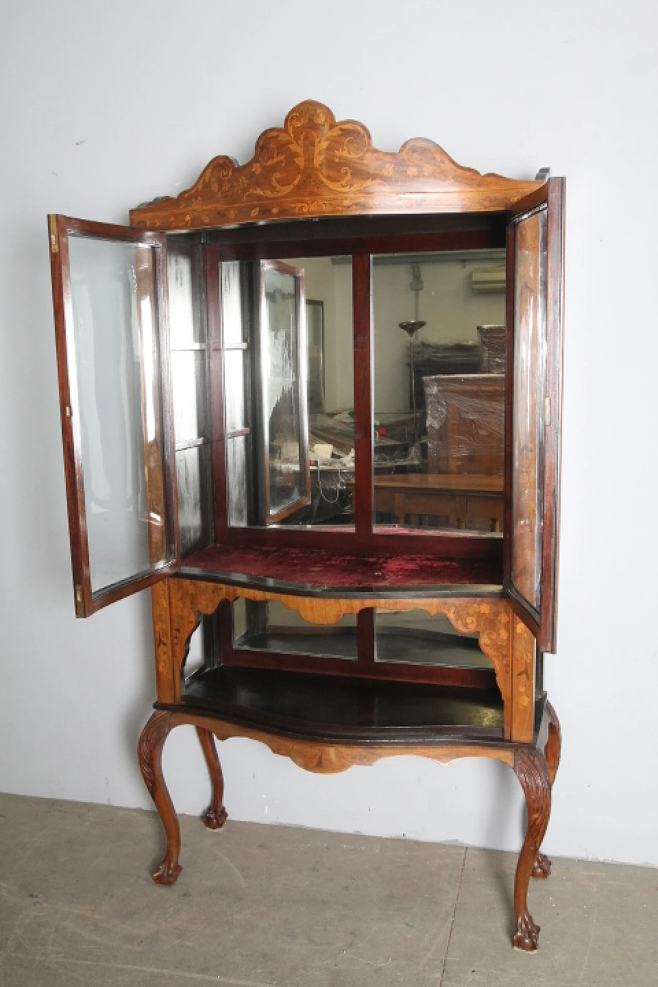 Dutch inlaid walnut glass cabinet, late 19th century 10