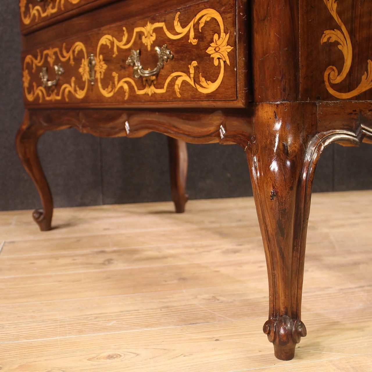 Piedmontese inlaid wood flap desk 10