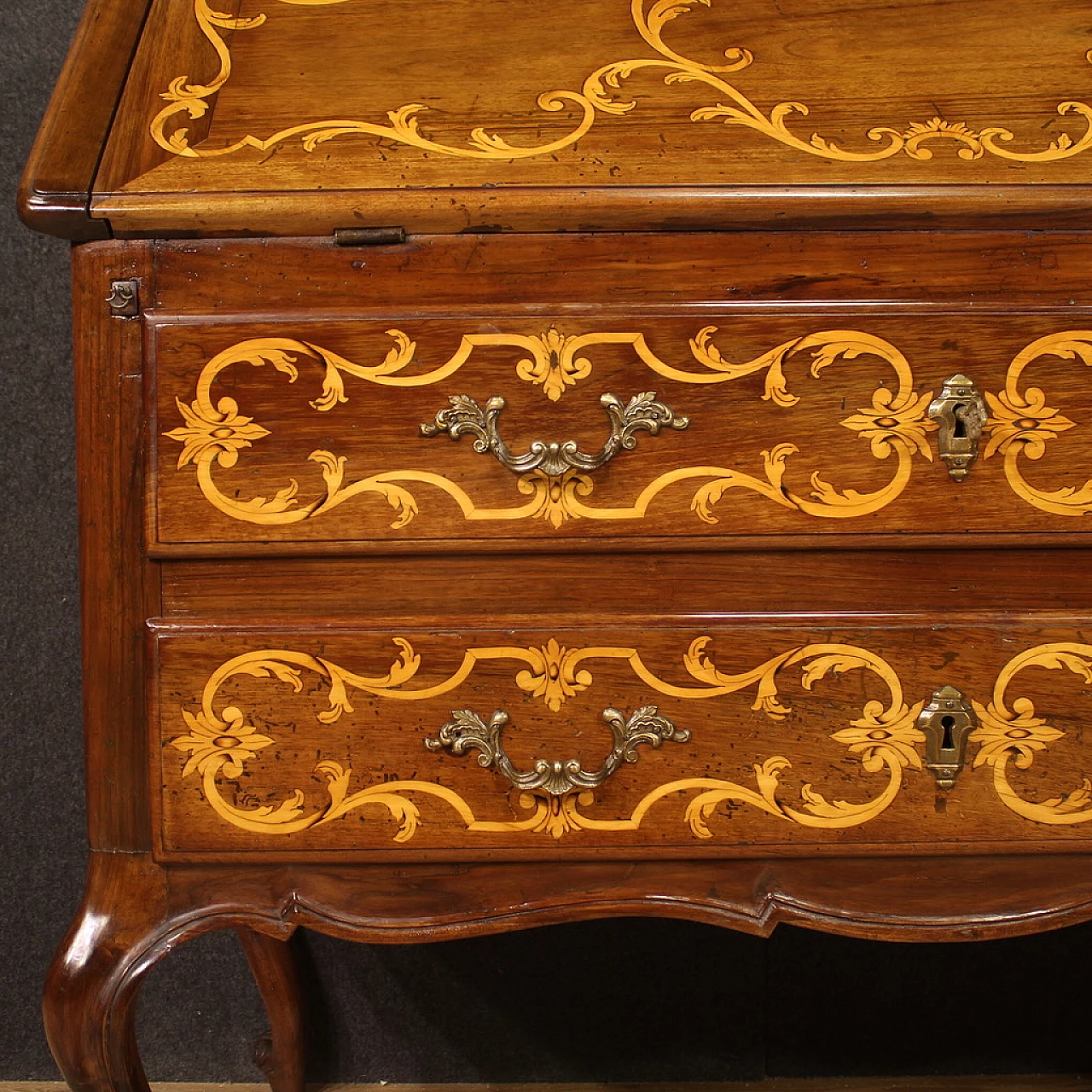 Piedmontese inlaid wood flap desk 12