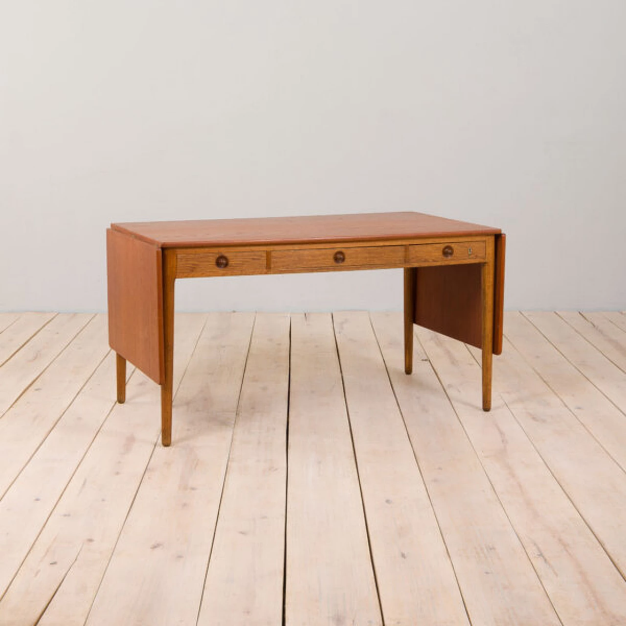 Scrivania in teak e quercia di Hans J. Wegner per Andreas Tuck, anni '50 3