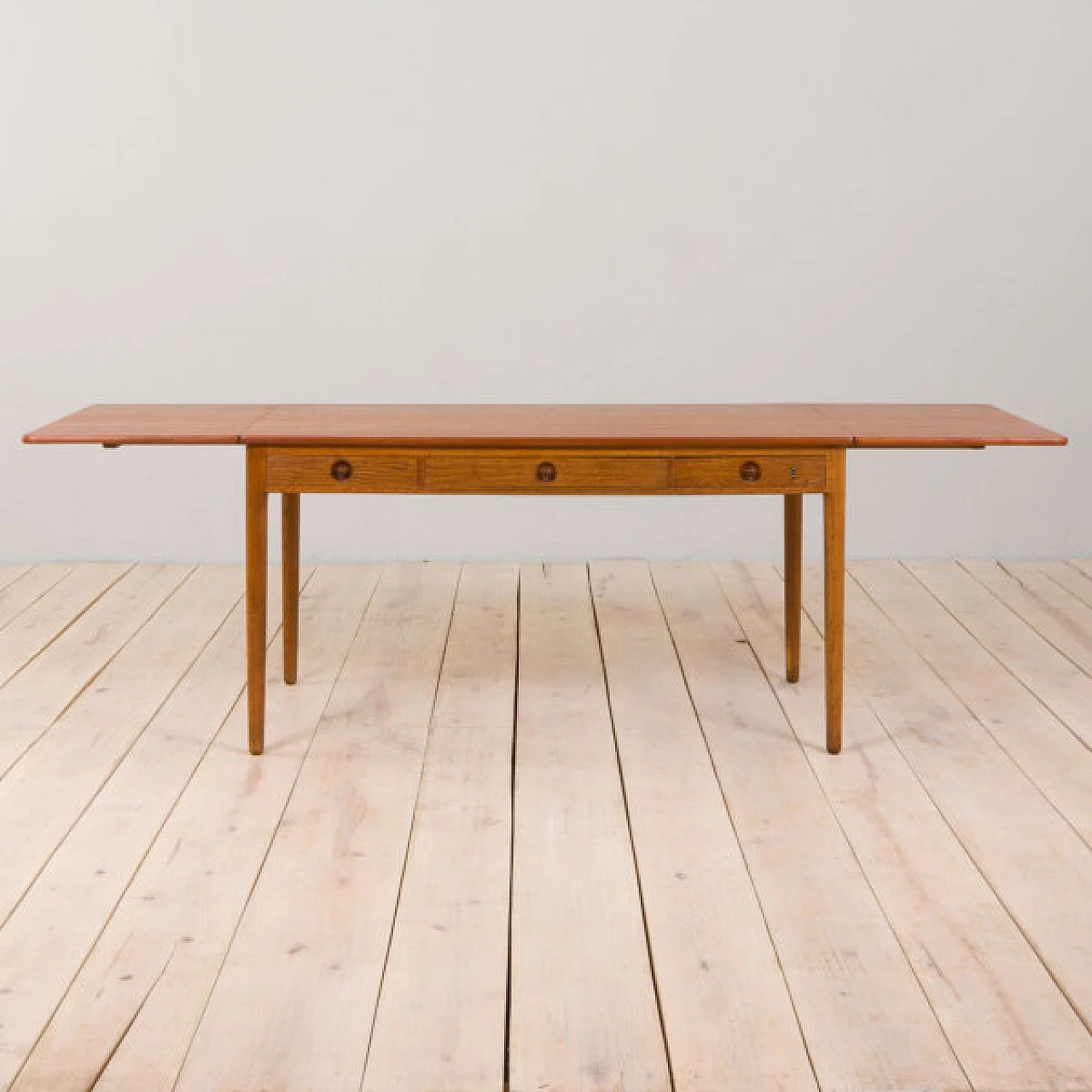 Scrivania in teak e quercia di Hans J. Wegner per Andreas Tuck, anni '50 6