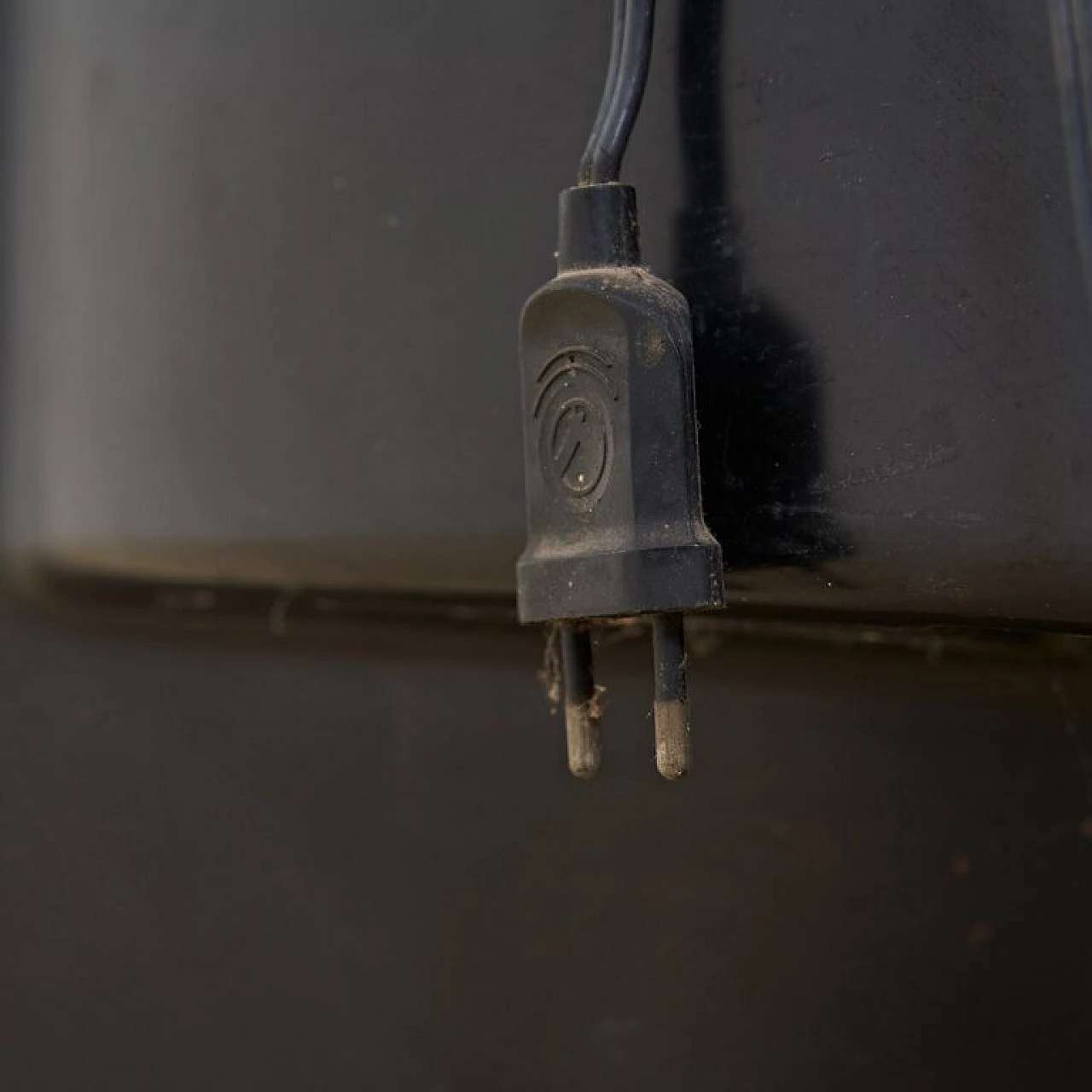 Voxon colour television, late 20th century 8