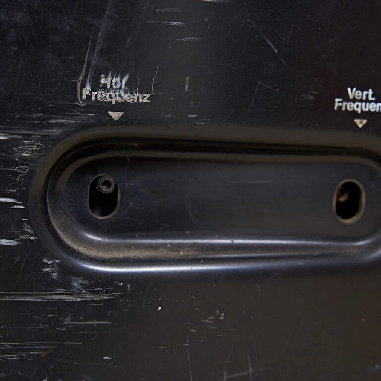 Voxon colour television, late 20th century 9