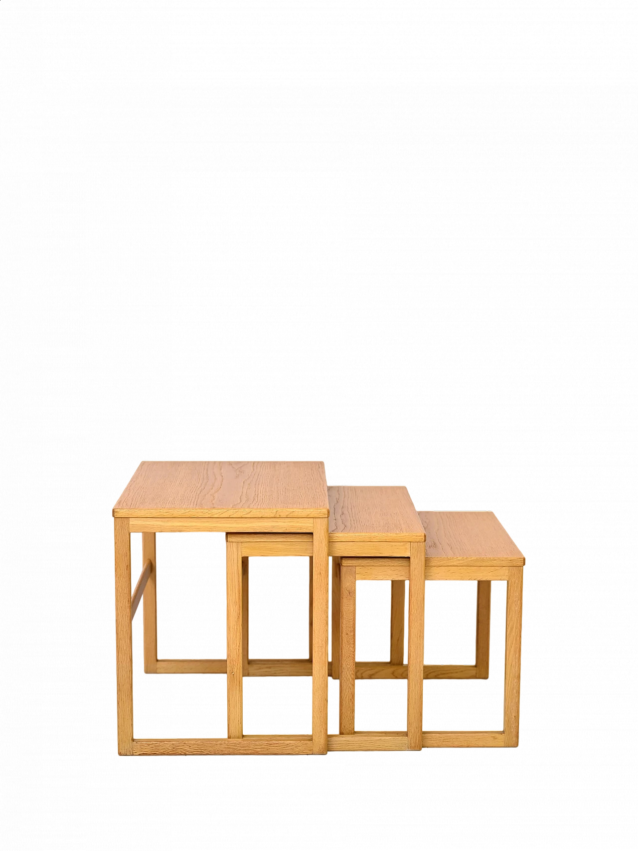 3 Oak nesting tables, 1960s 14