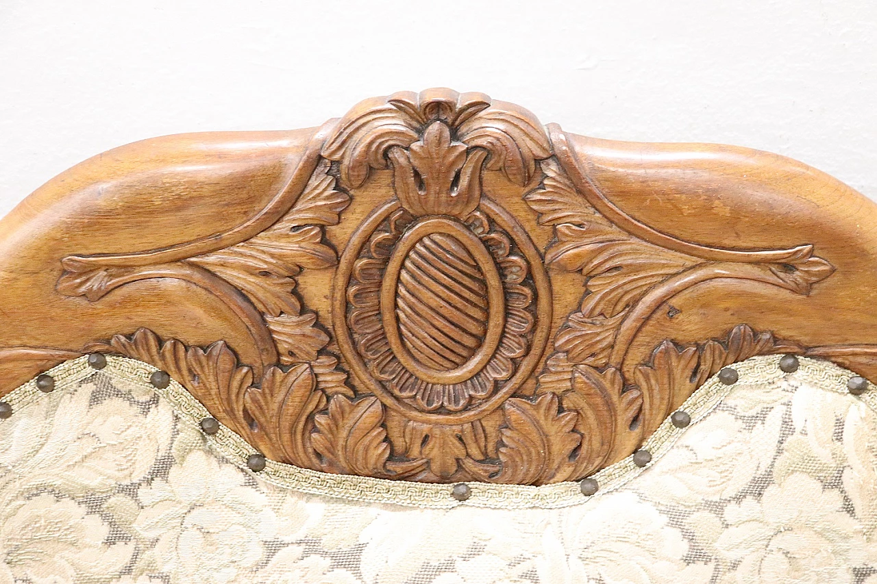 Charles X walnut boat-shaped sofa with carved decoration, 19th century 4