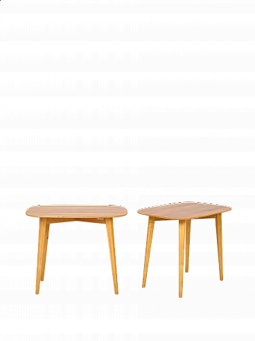 Pair of Scandinavian oval coffee tables with tapered legs, 1960s