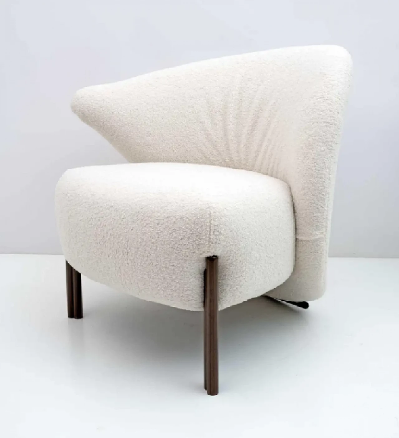 Poltrona in legno e bouclè, anni '80 2