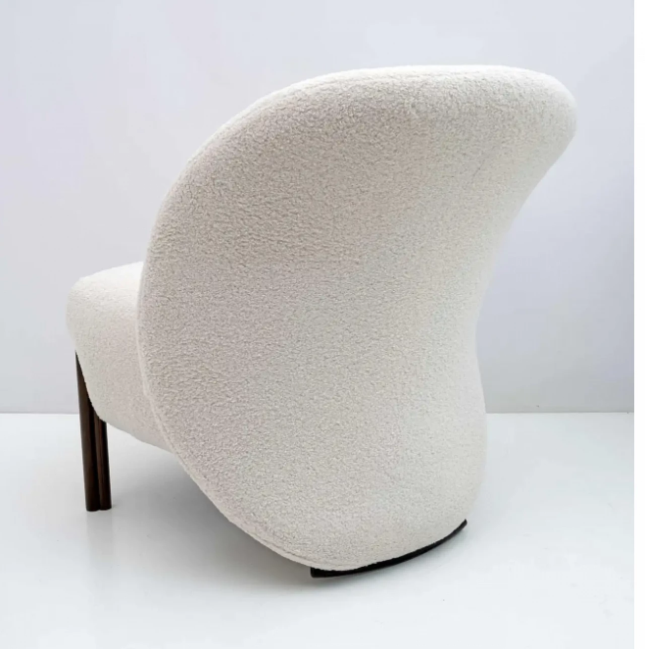 Poltrona in legno e bouclè, anni '80 8