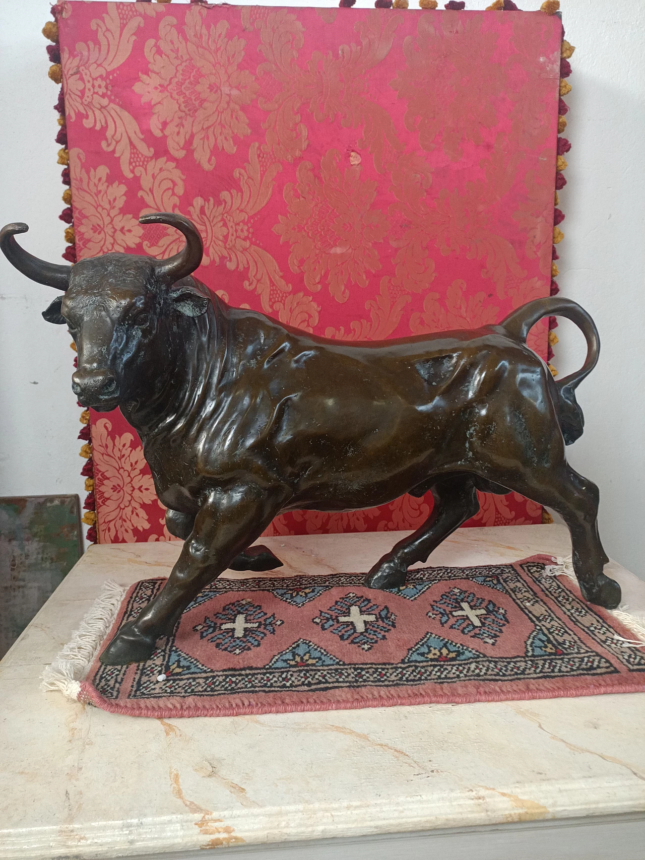 Bronze bull sculpture, late 19th century 1