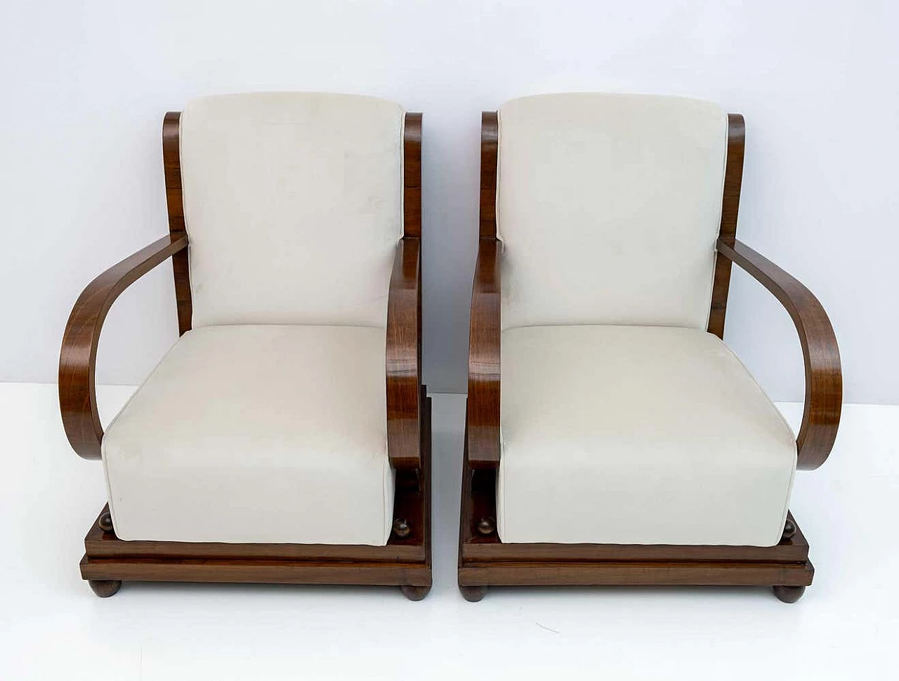 Pair of Art Deco armchairs and ottomans in walnut and velvet, 1920s 4