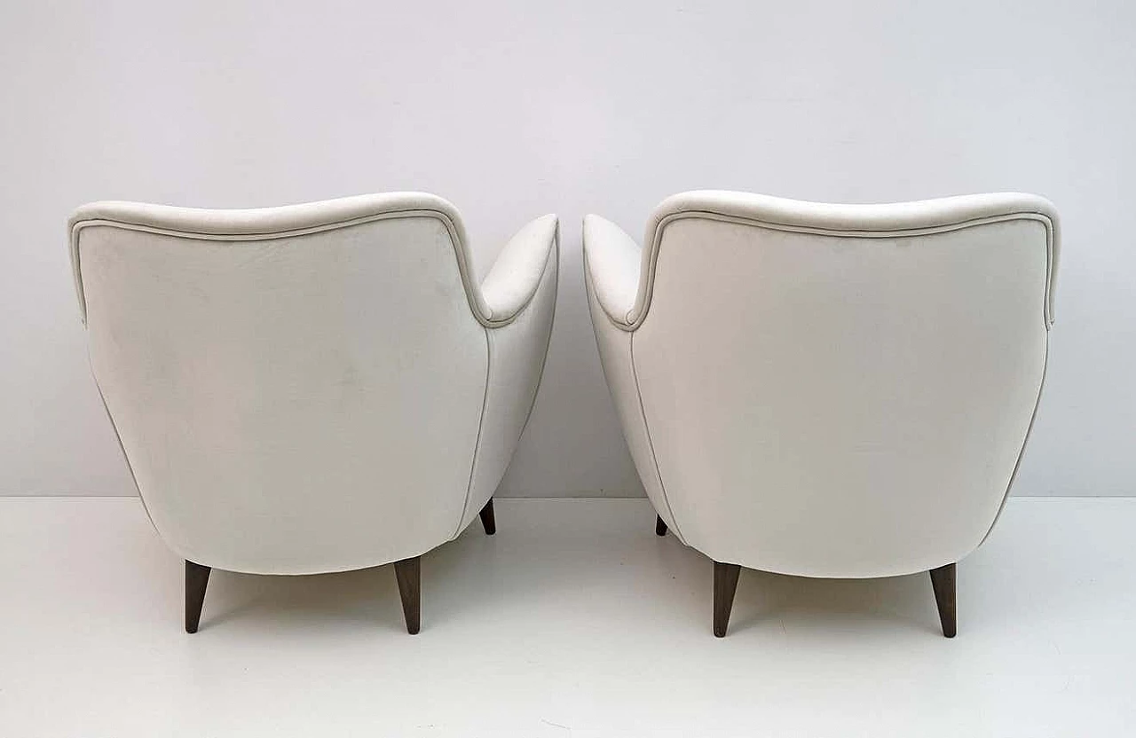 Coppia di poltrone Perla in velluto di G. Veronesi per ISA Bergamo, anni '50 6