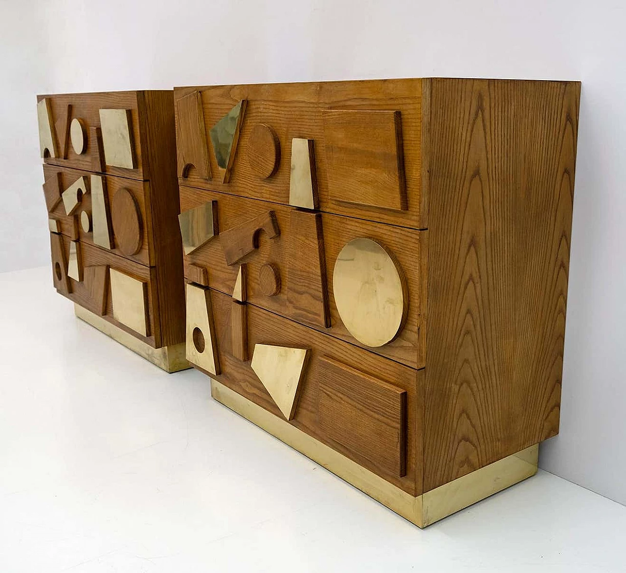 Brutalist-style ash and brass chest of drawers, 1990s 3