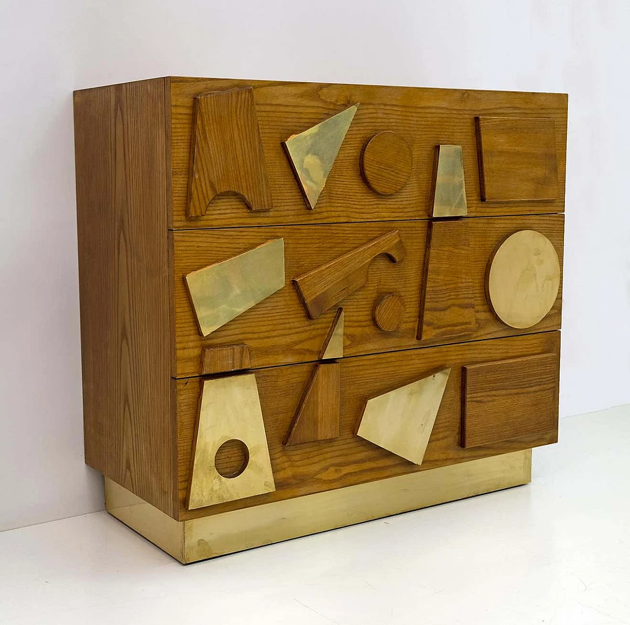 Brutalist-style ash and brass chest of drawers, 1990s 9