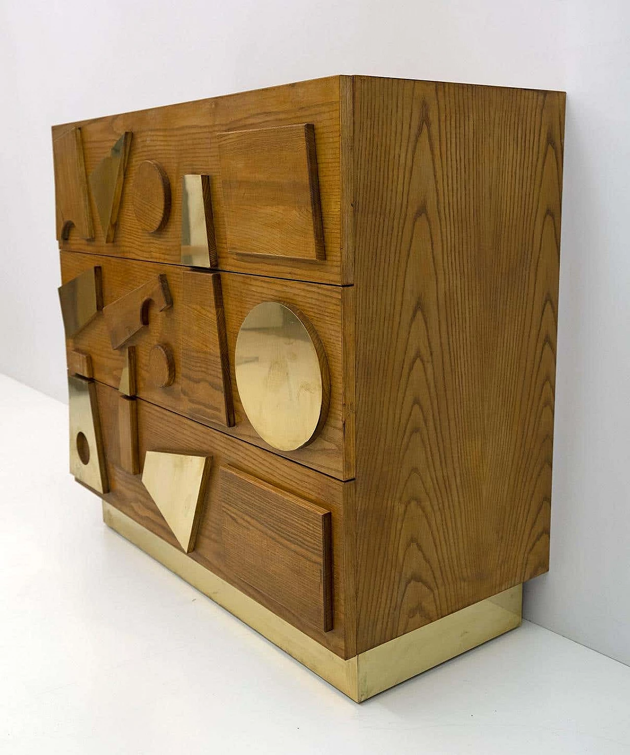 Brutalist-style ash and brass chest of drawers, 1990s 10