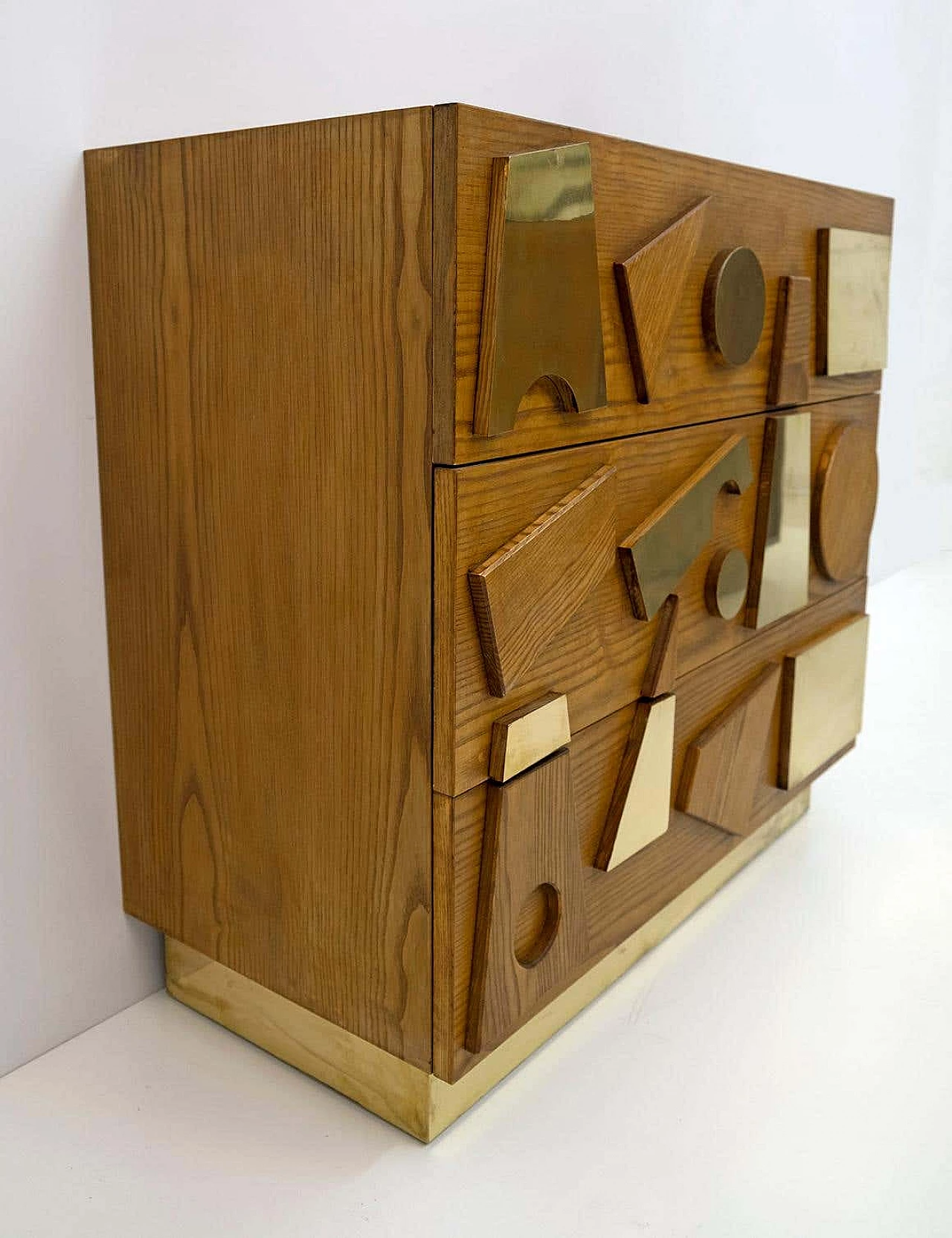 Brutalist-style ash and brass chest of drawers, 1990s 11