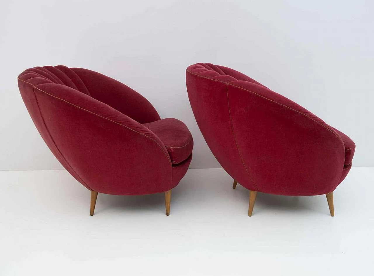 Pair of red velvet Margherita armchairs by Gio Ponti for ISA Bergamo, 1950s 7