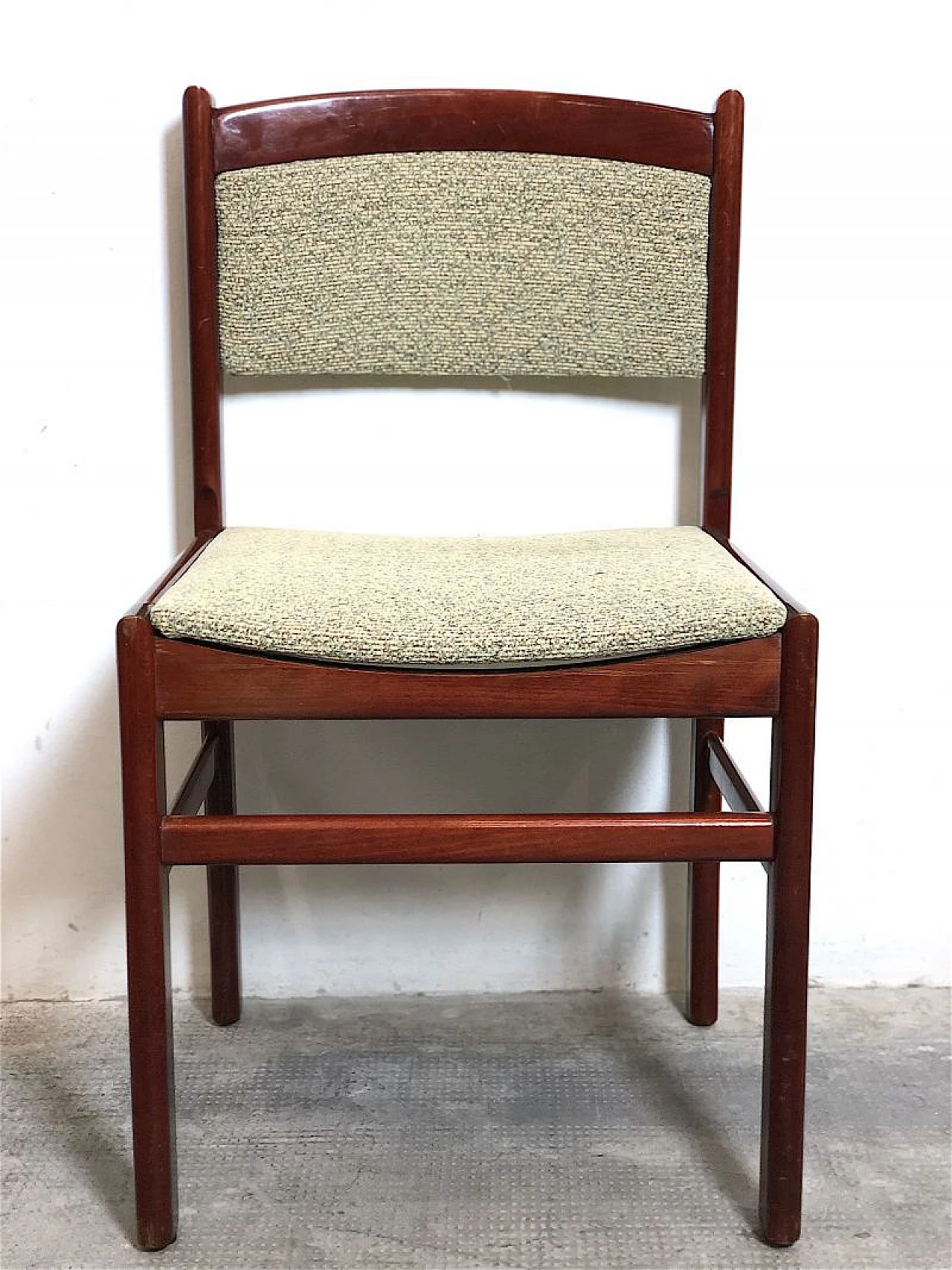 6 Walnut and salt-and-pepper fabric chairs, 1960s 4