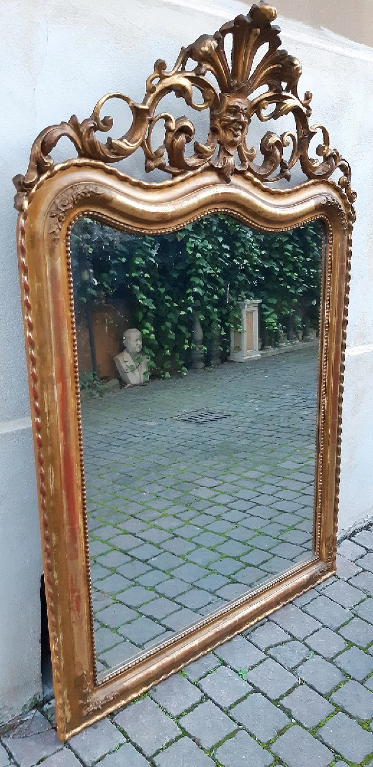 French gilded wood mirror with mascaron, first half of the 19th century 4